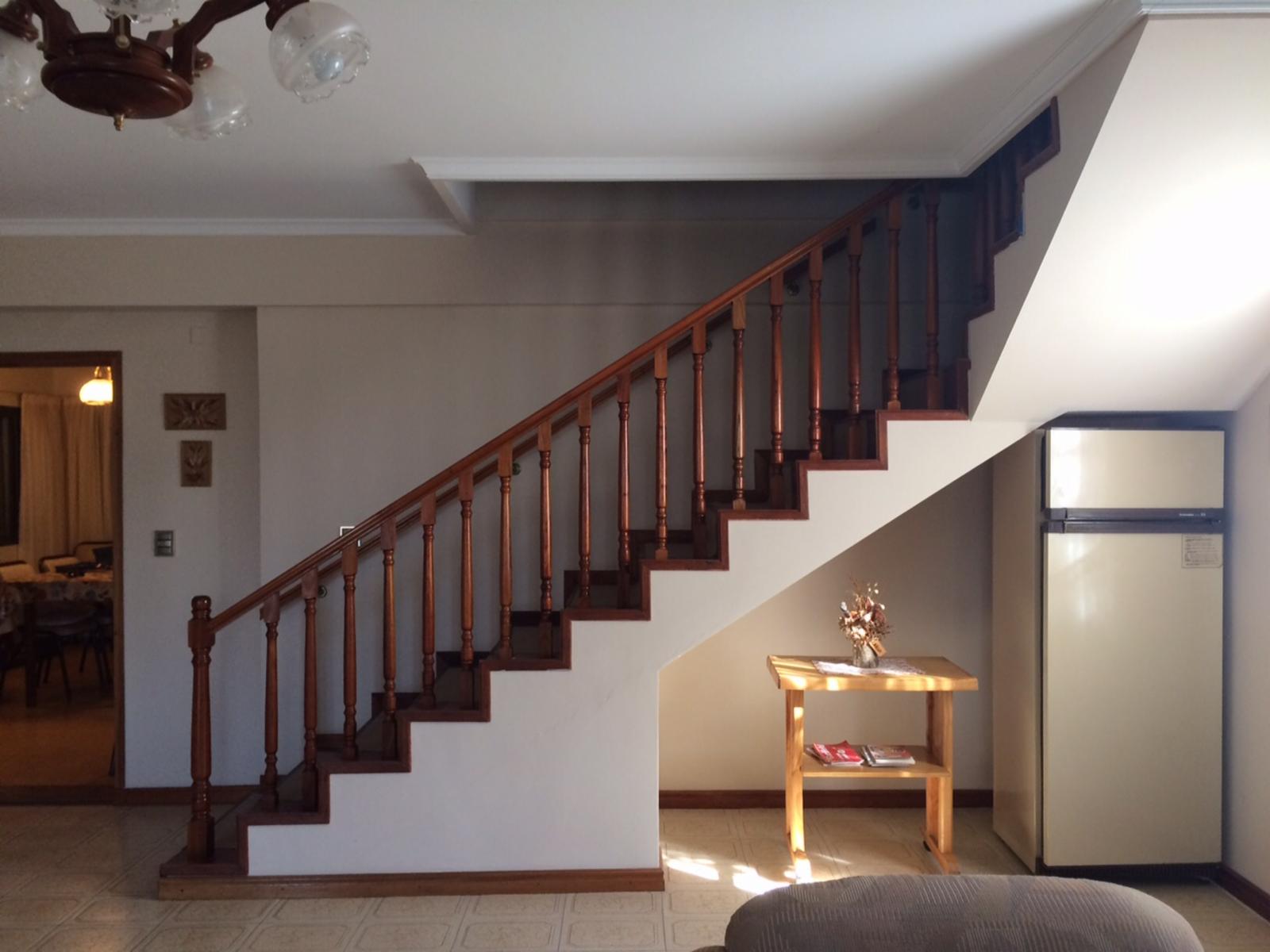 Importante Chalet de 5 dormitorios y 4 baños, con capacidad para 14 personas, a 4 cuadras del mar y 2 de la peatonal. — foto 11