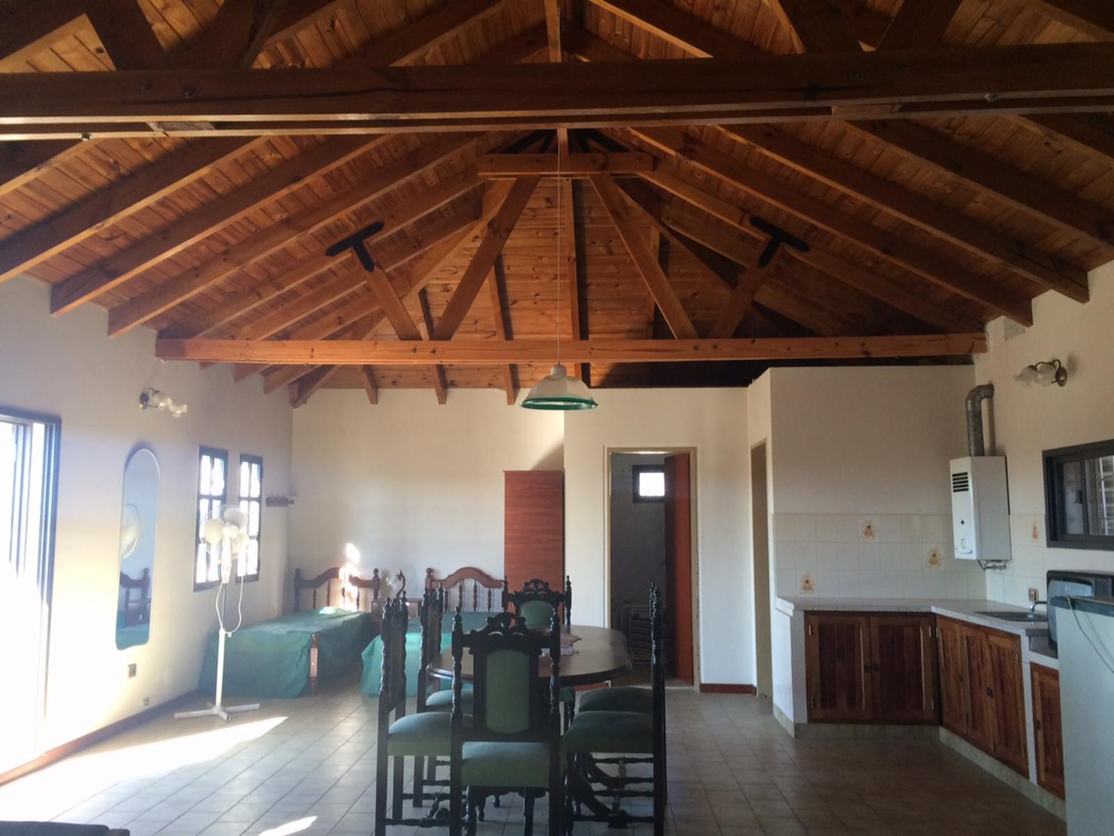 Importante Chalet de 5 dormitorios y 4 baños, con capacidad para 14 personas, a 4 cuadras del mar y 2 de la peatonal. — foto 15