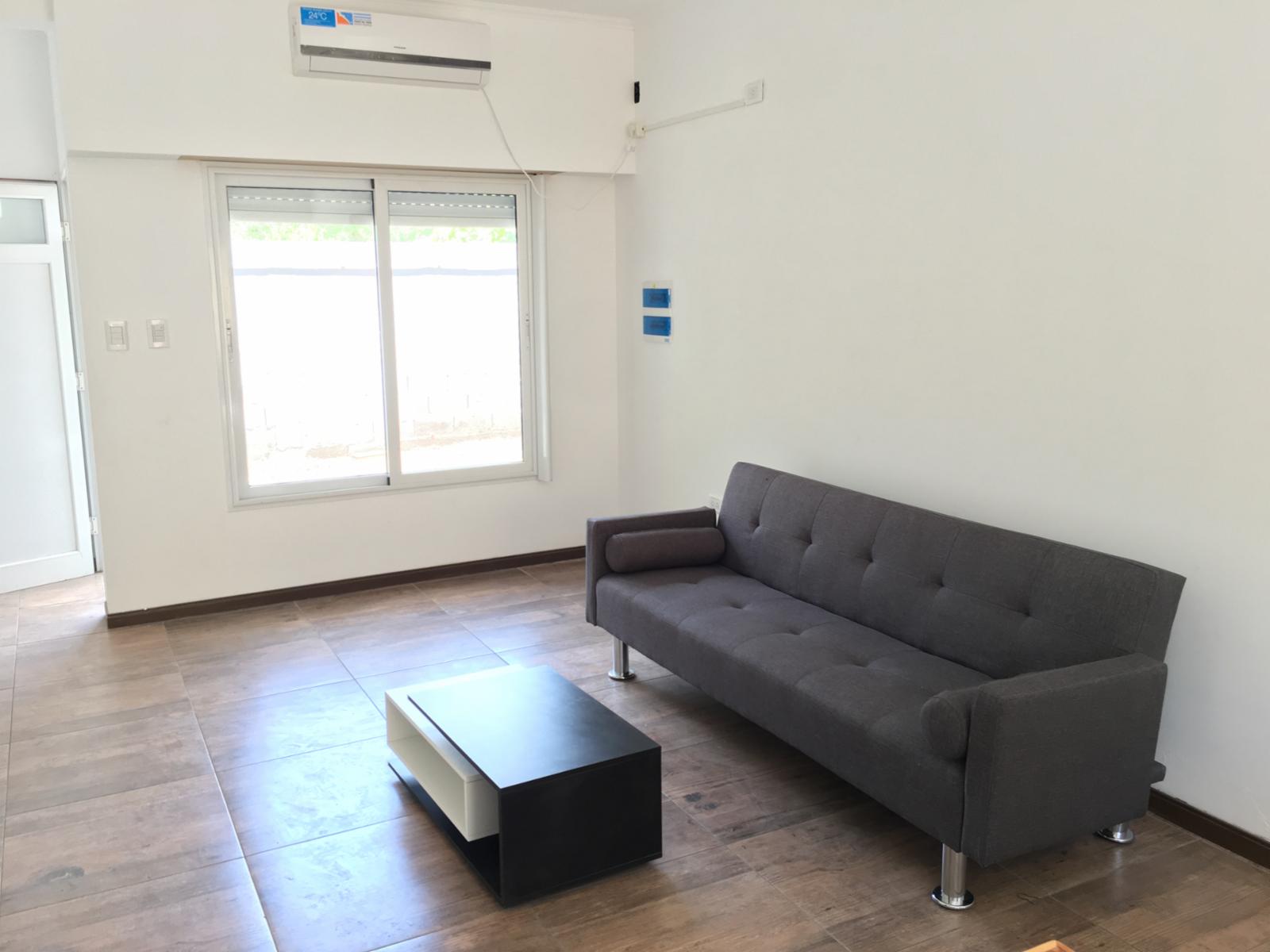 Duplex a estrenar de 2 dormitorios a 2 cuadras del mar y 18 de la peatonal, en zona arbolada, ideal para relajarse en un entorno natural. — foto 5