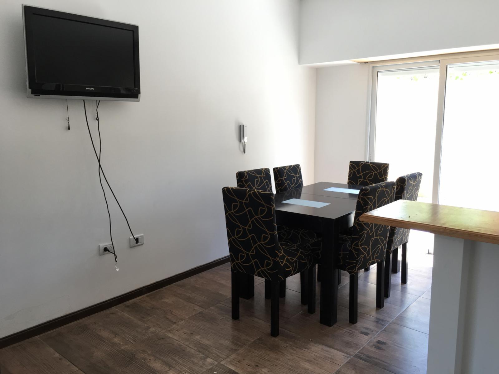 Duplex a estrenar de 2 dormitorios a 2 cuadras del mar y 18 de la peatonal, en zona arbolada, ideal para relajarse en un entorno natural. — foto 7