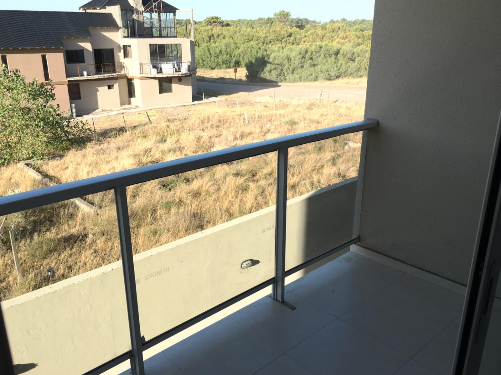 Hermoso departamento a estrenar de 2 dormitorios, a 1 cuadra del mar y 6 de la peatonal, en Aldea del Este (Barrio Exclusivo en Monte Hermoso en zona con gran influencia de la naturaleza) — foto 3