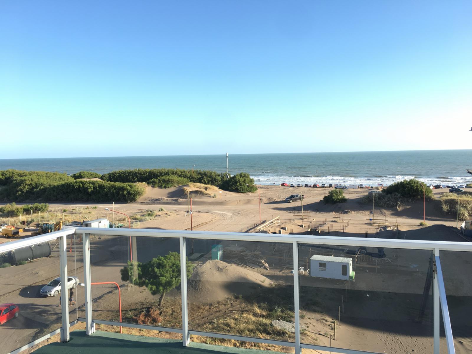 Hermoso departamento a estrenar de 2 dormitorios, a 1 cuadra del mar y 6 de la peatonal, en Aldea del Este (Barrio Exclusivo en Monte Hermoso en zona con gran influencia de la naturaleza) — foto 13