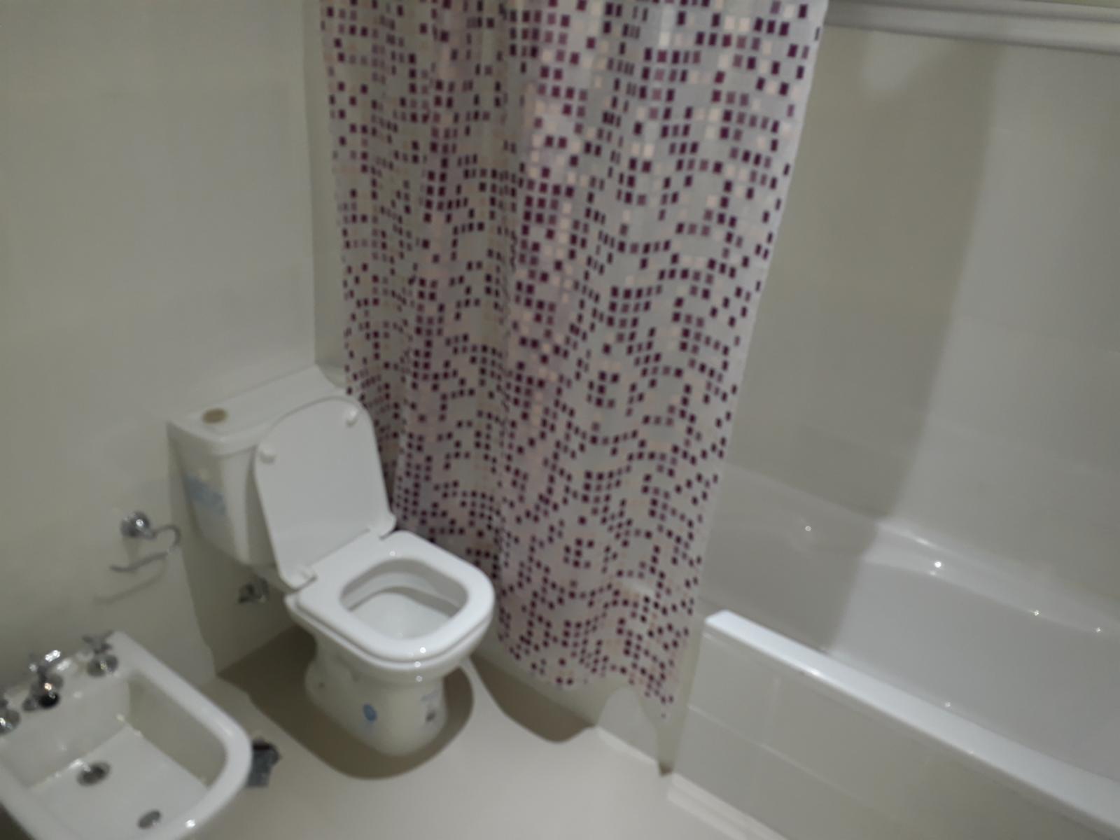 Hermoso Semipiso frente al mar de 3 d y 3 baños, en Aldea del este, Monte Hermoso — foto 6