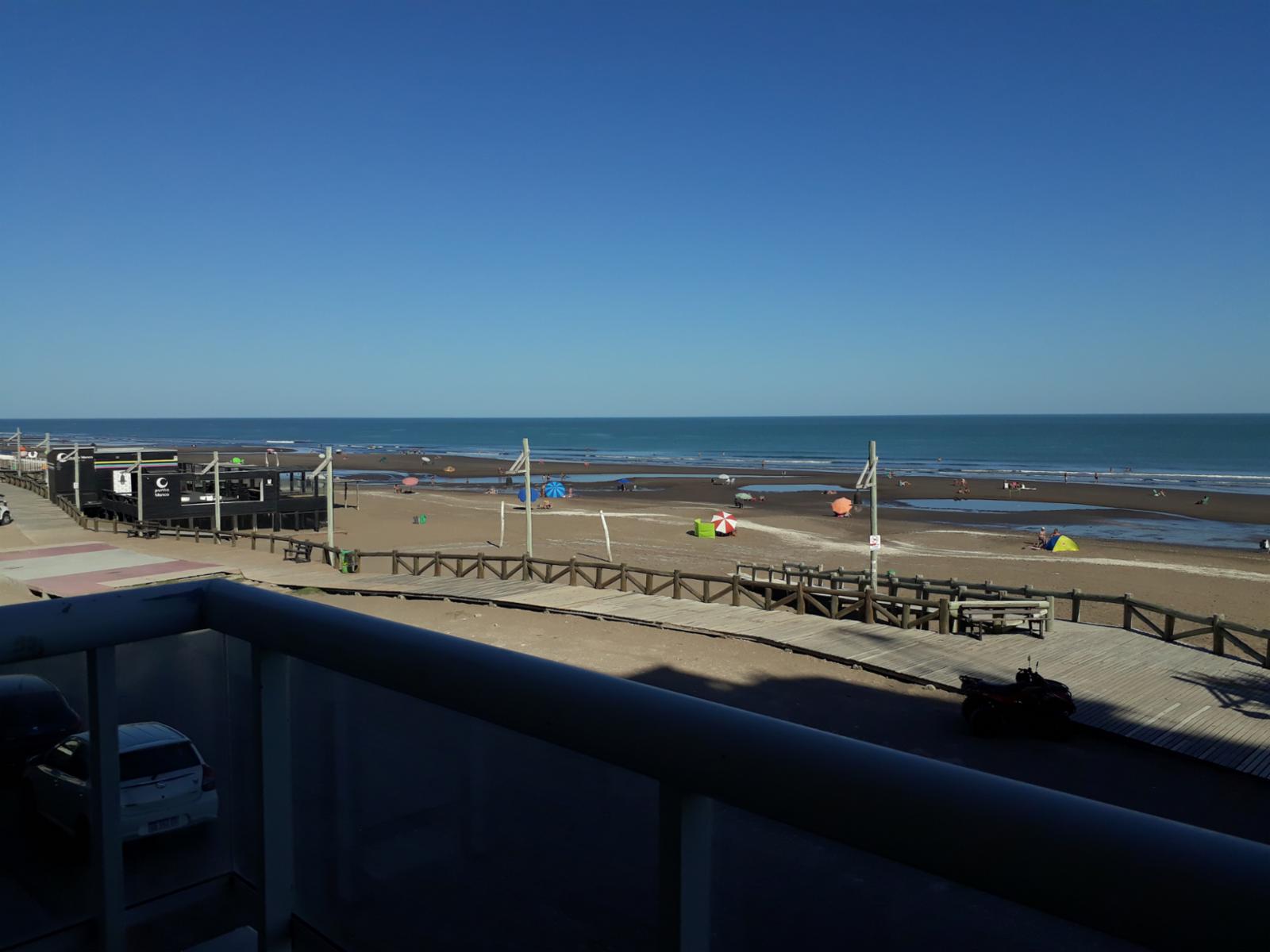 Departamento Frente al Mar — foto 5