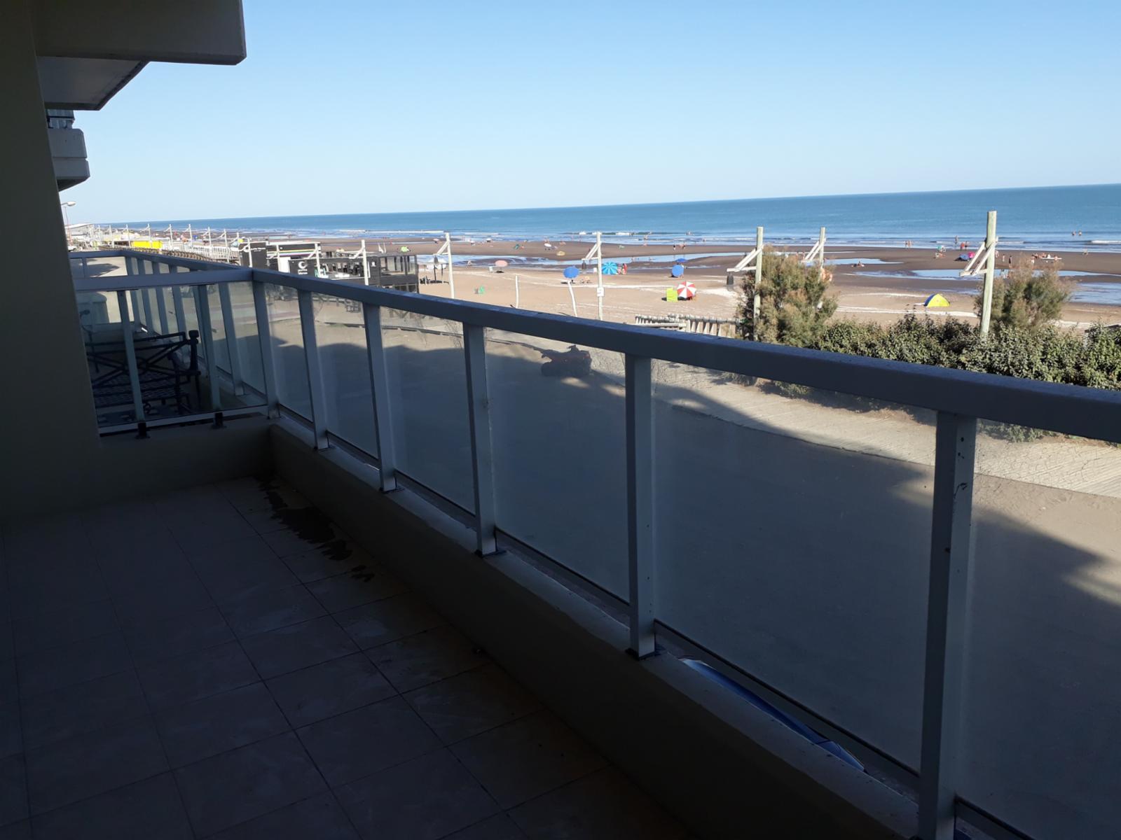 Hermoso Dpto. Frente al mar — foto 11