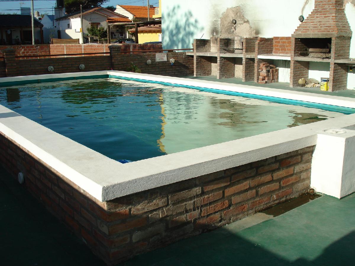 HERMOSO DEPARTAMENTO FRENTE AL MAR A DOS CUADRAS DE LA PEATONAL EN MONTE HERMOSO — foto 2