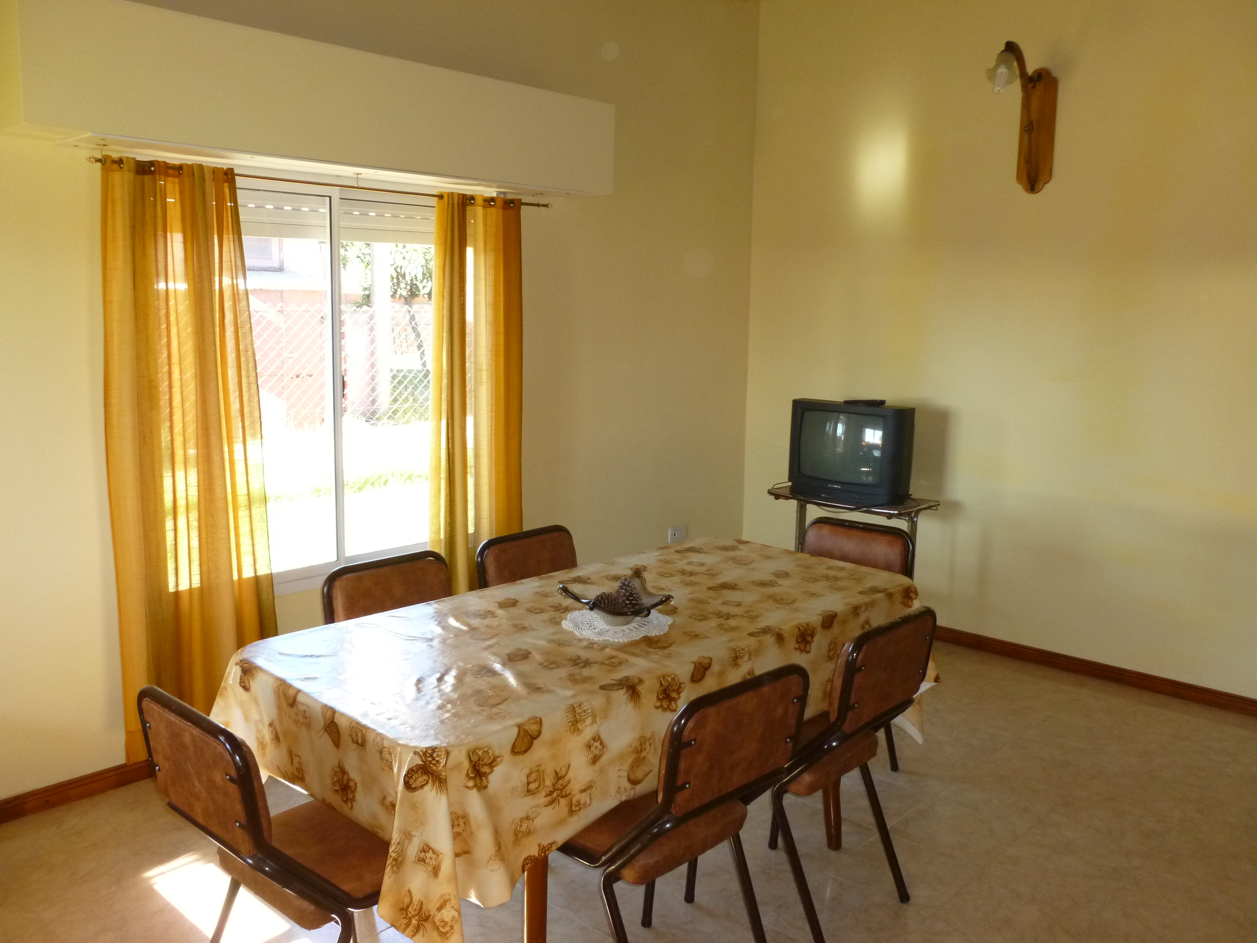 Casa a 6 cuadras del mar y a 12 cuadras de la peatonal, en Monte Hermoso — foto 5