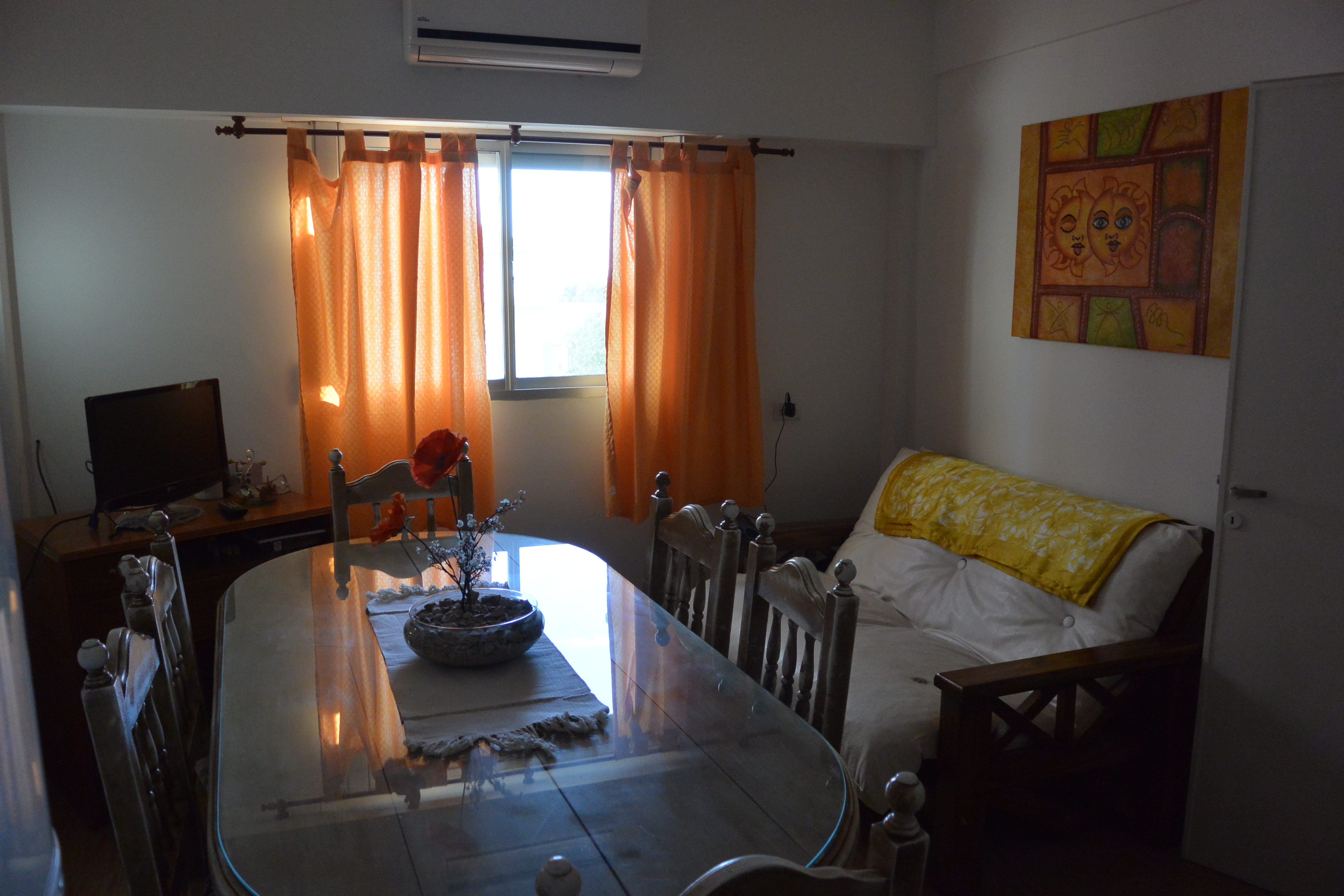 Departamento en 1er Piso a 1 cuadra del mar y 2 del microcentro, en Monte Hermoso — foto 2