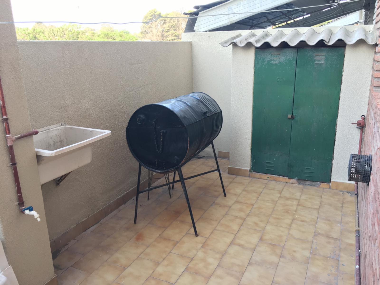Departamento de 1 dormitorio a 2 cuadras del mar y 2 cuadras de la peatonal en Monte Hermoso — foto 9