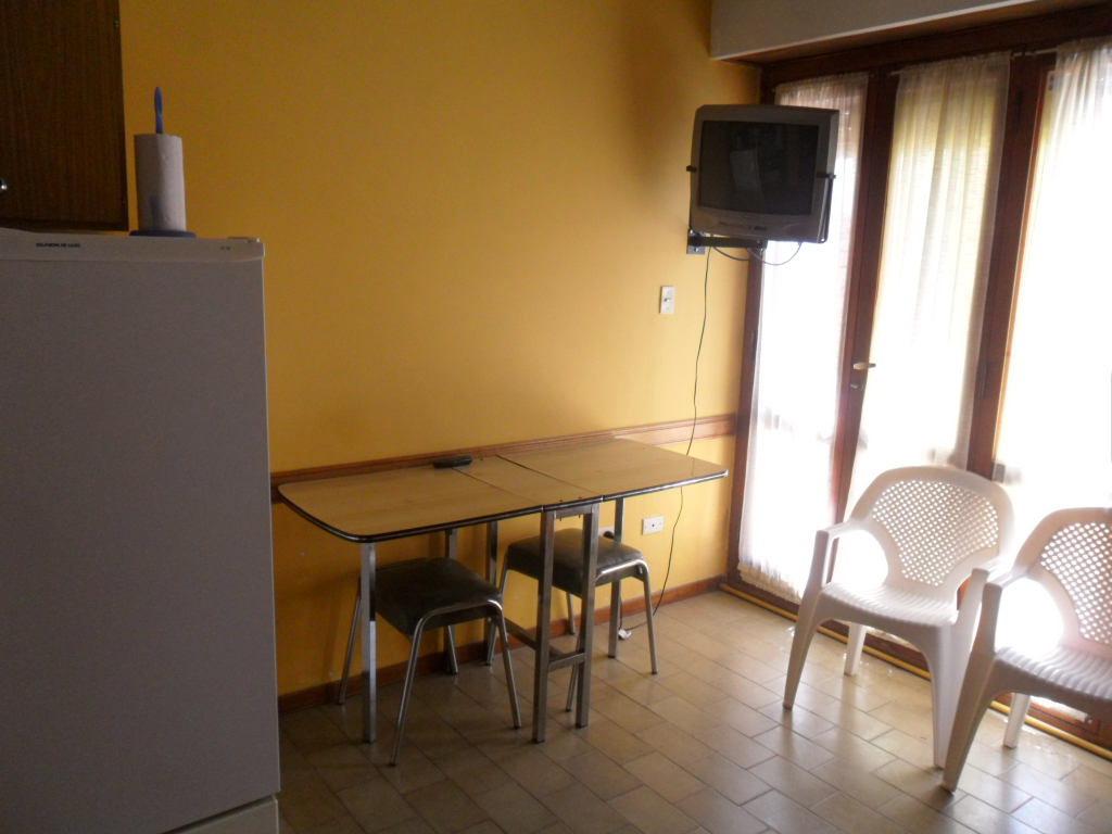 Departamento de 1 dormitorio a 2 cuadras del mar y 2 cuadras de la peatonal en Monte Hermoso