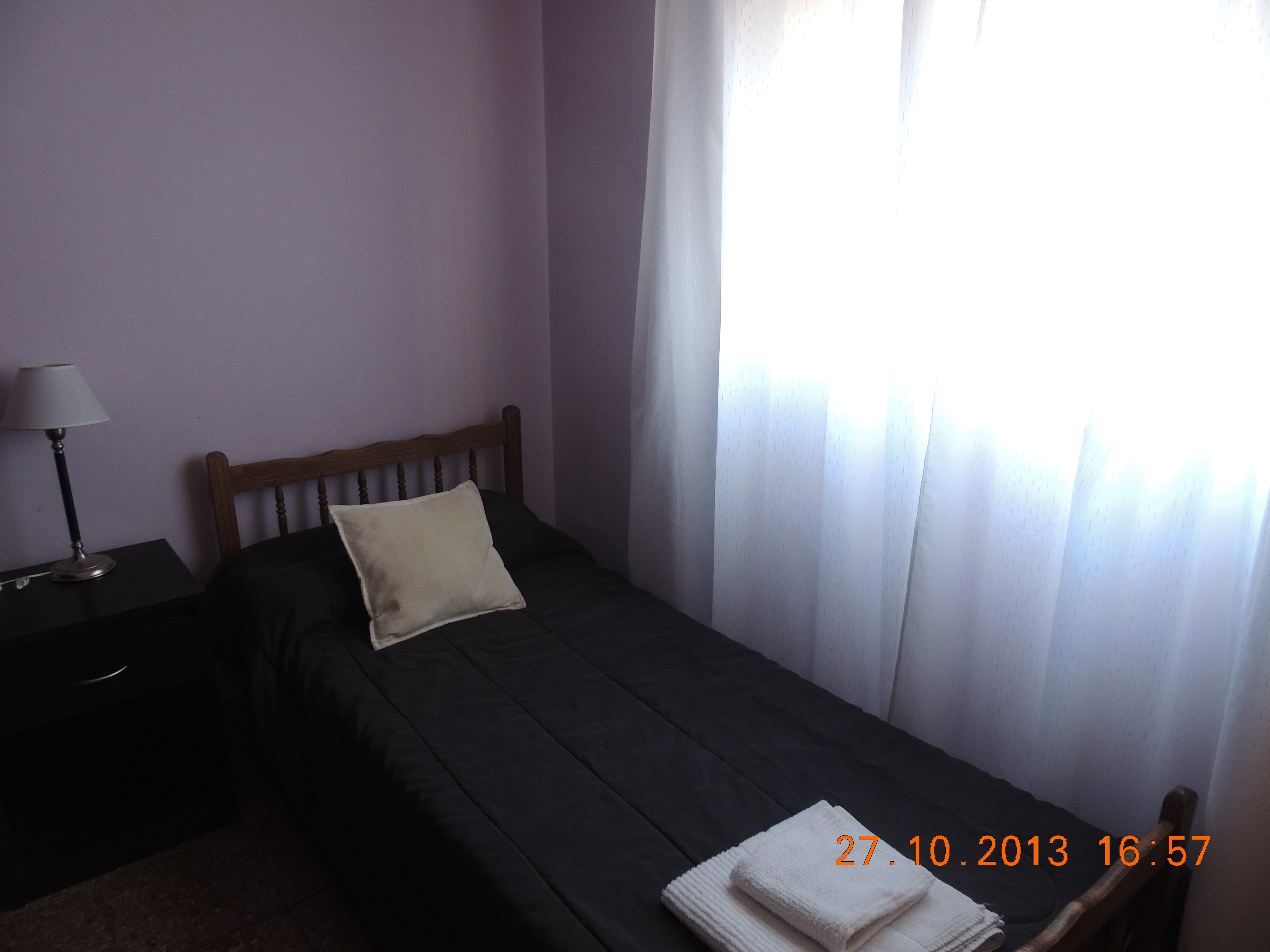 CASA con servicios de 2 dormitorios y 2 baños a una cuadra del mar y a dos de la peatonal, en Monte Hermoso - 12