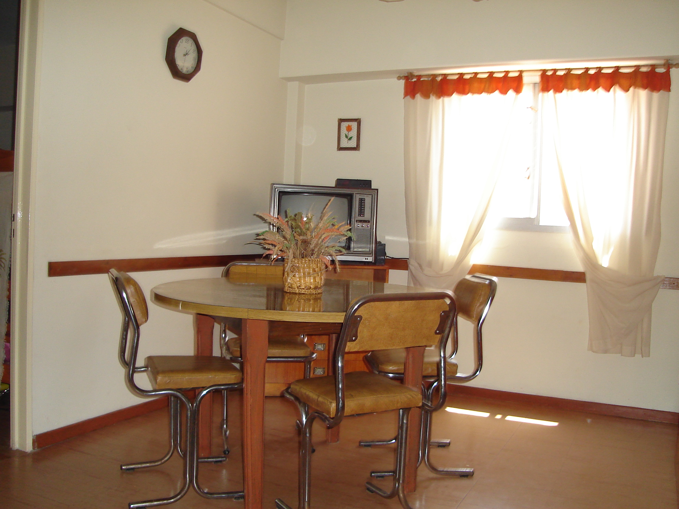 Departamento de 1 dormitorio a una cuadra del mar y dos de la peatonal — foto 3