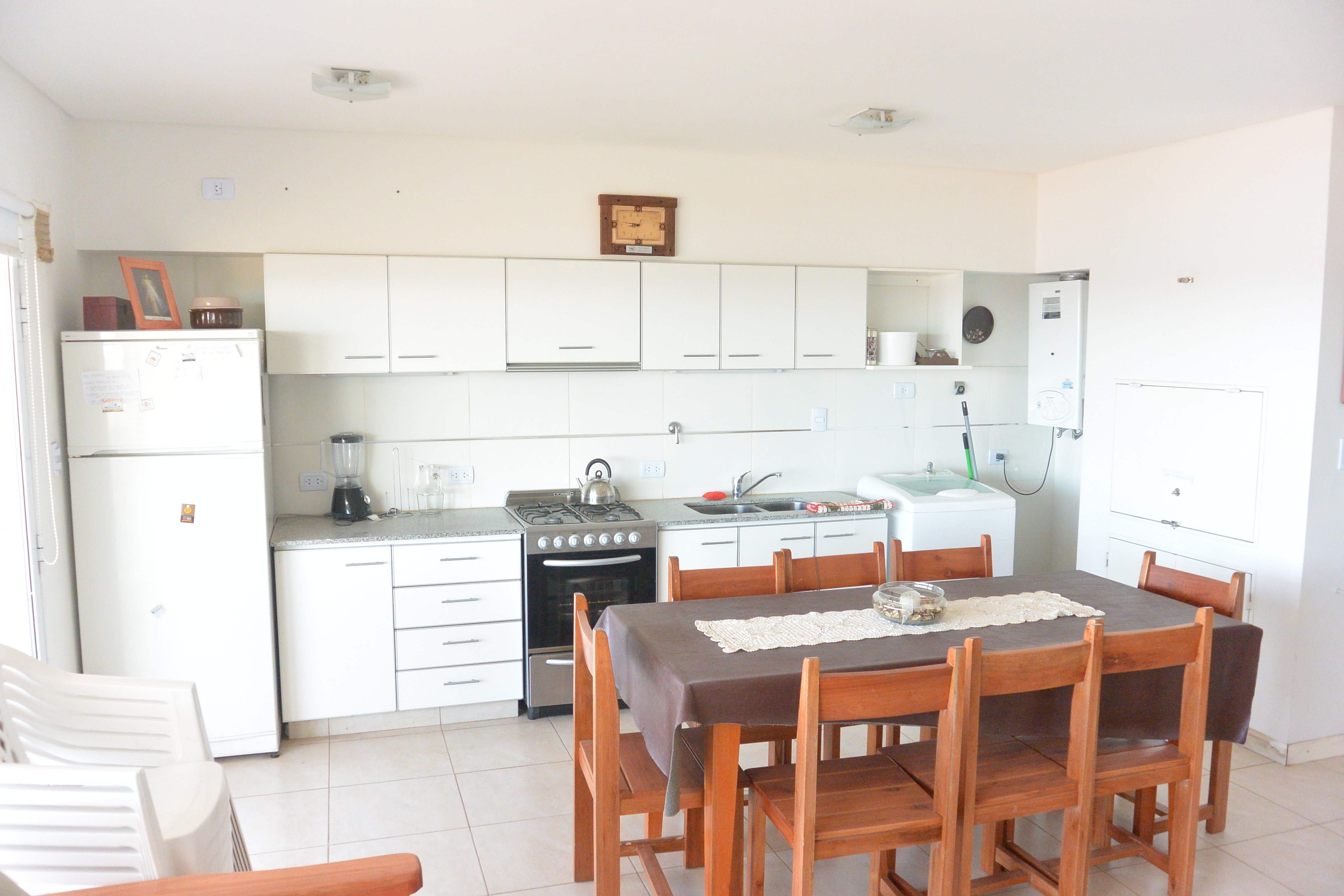 DEPARTAMENTO DE 2 DORMITORIOS FRENTE AL MAR, EN MONTE HERMOSO — foto 6