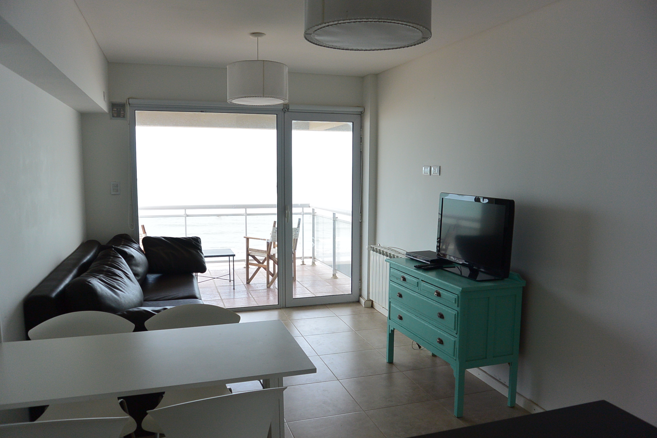 Excelente departamento de 1 dormitorio Frente al mar, en Monte Hermoso. Propiedad muy completa y con una espectacular vista al mar — foto 6