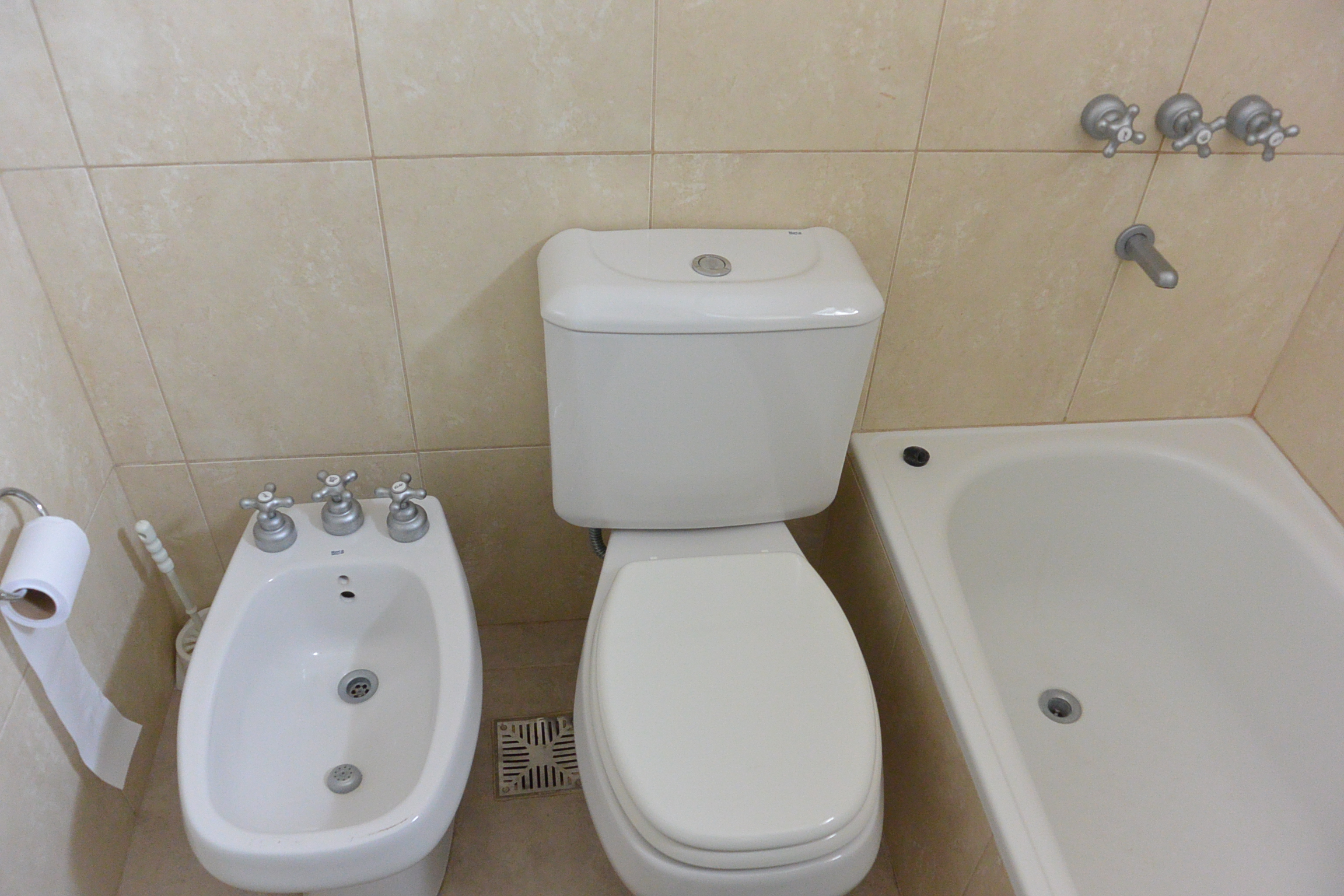 Excelente departamento de 1 dormitorio Frente al mar, en Monte Hermoso. Propiedad muy completa y con una espectacular vista al mar — foto 9