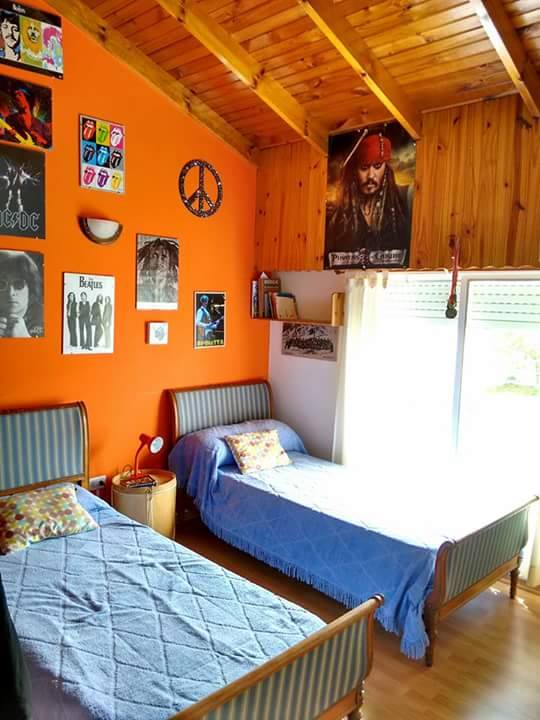 Gran Casa de 4 dormitorios y dos baños, patio y pileta de lona , a 6 cuadras del mar y 9 de la peatonal, en monte hermoso — foto 13
