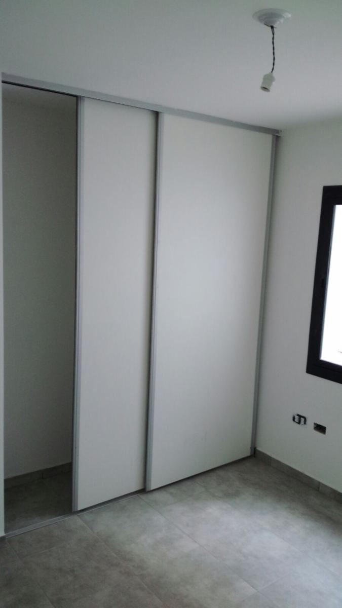 ADM INMOB. VENDE EXC. DPTO 1DOR (GRANDE 3.20X3.20) c/PATIO 18.5m2- Bº CENTRO — foto 3