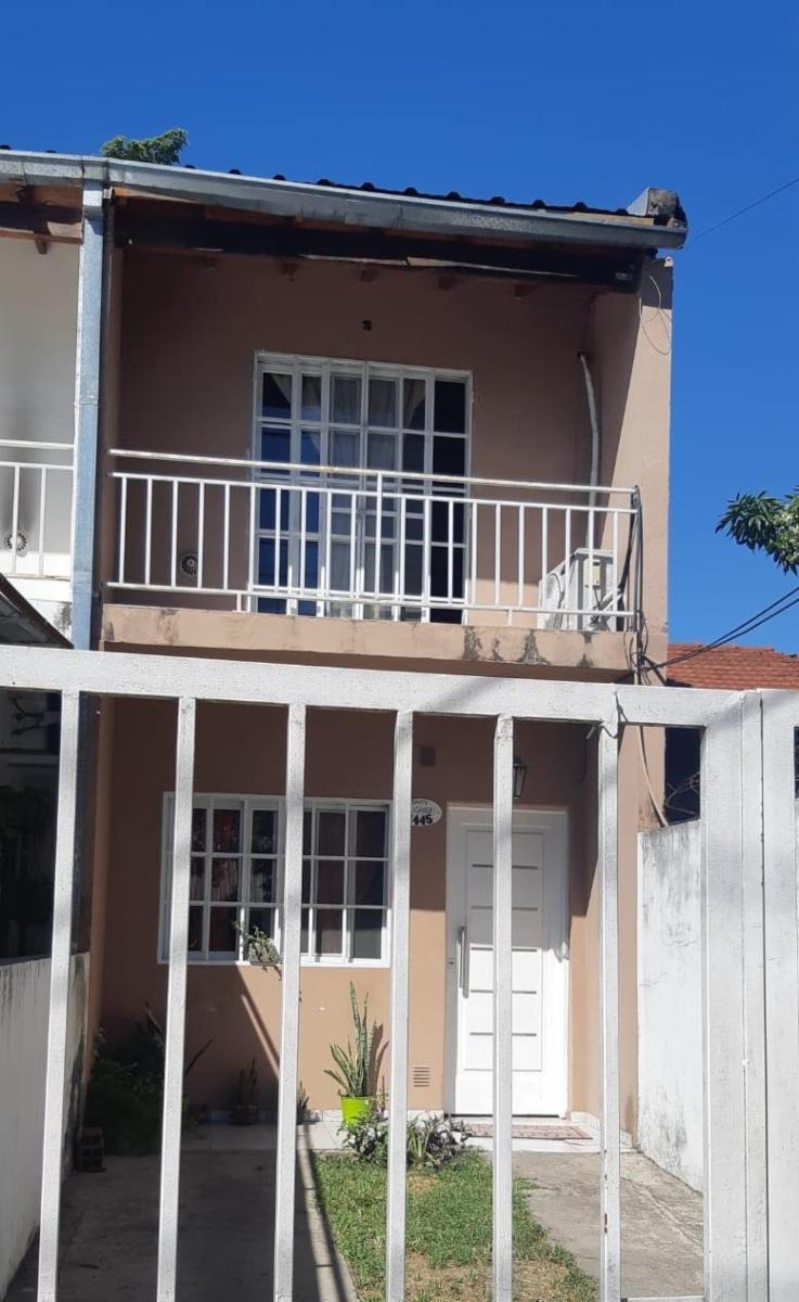 VENTA DUPLEX EN LOS POLVORINES