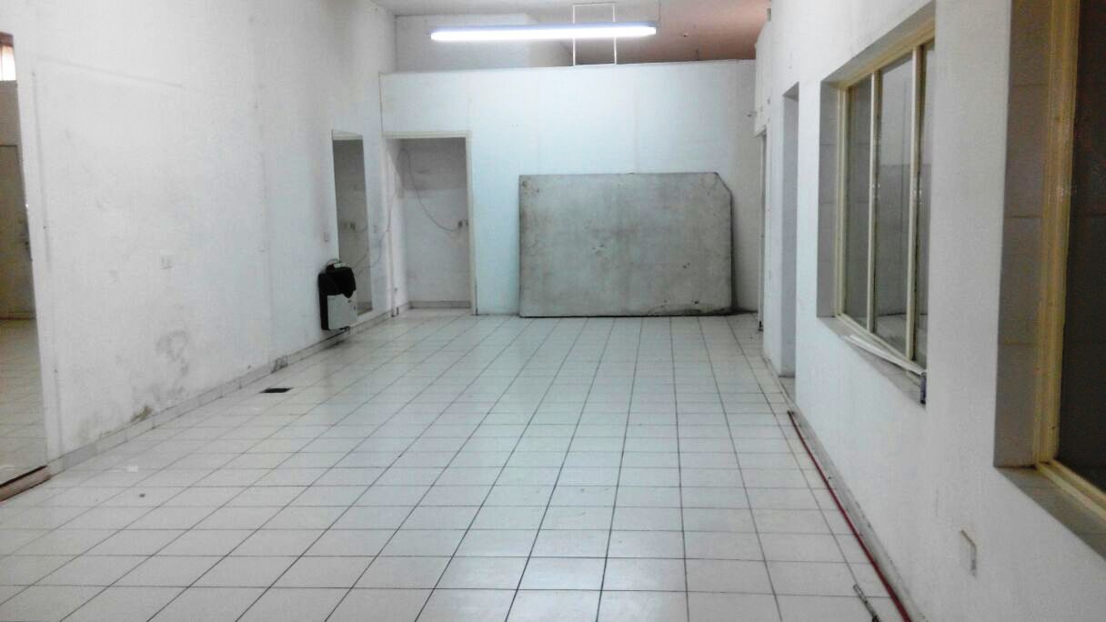 GRAN LOCAL CÉNTRICO EN VENTA - 4