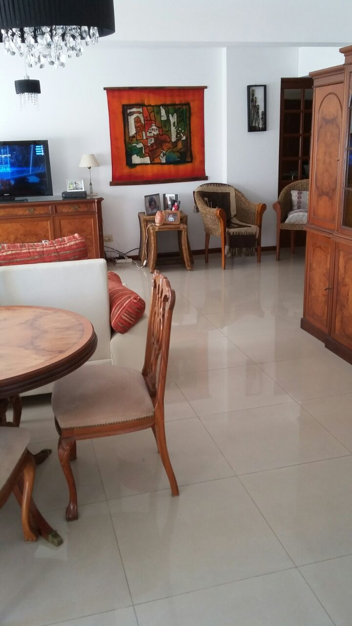 HERMOSO PISO EXCLUSIVO CON COCHERA, INMEJORABLE ZONA — foto 2