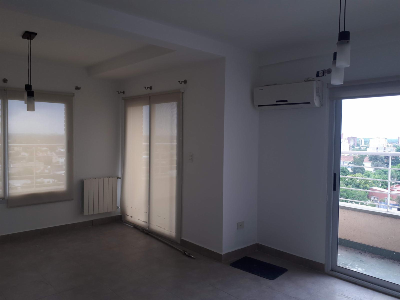 Campana- Espectacular Triplex en altura. Piso 7. Amplios ambientes, Terraza propia con parrilla de 60 mts2
