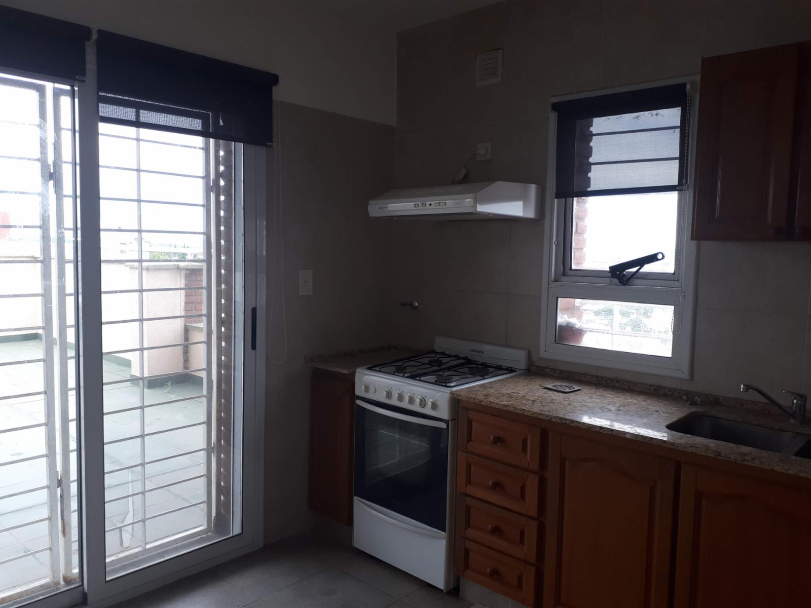 Campana- Espectacular Triplex en altura. Piso 7. Amplios ambientes, Terraza propia con parrilla de 60 mts2 — foto 7