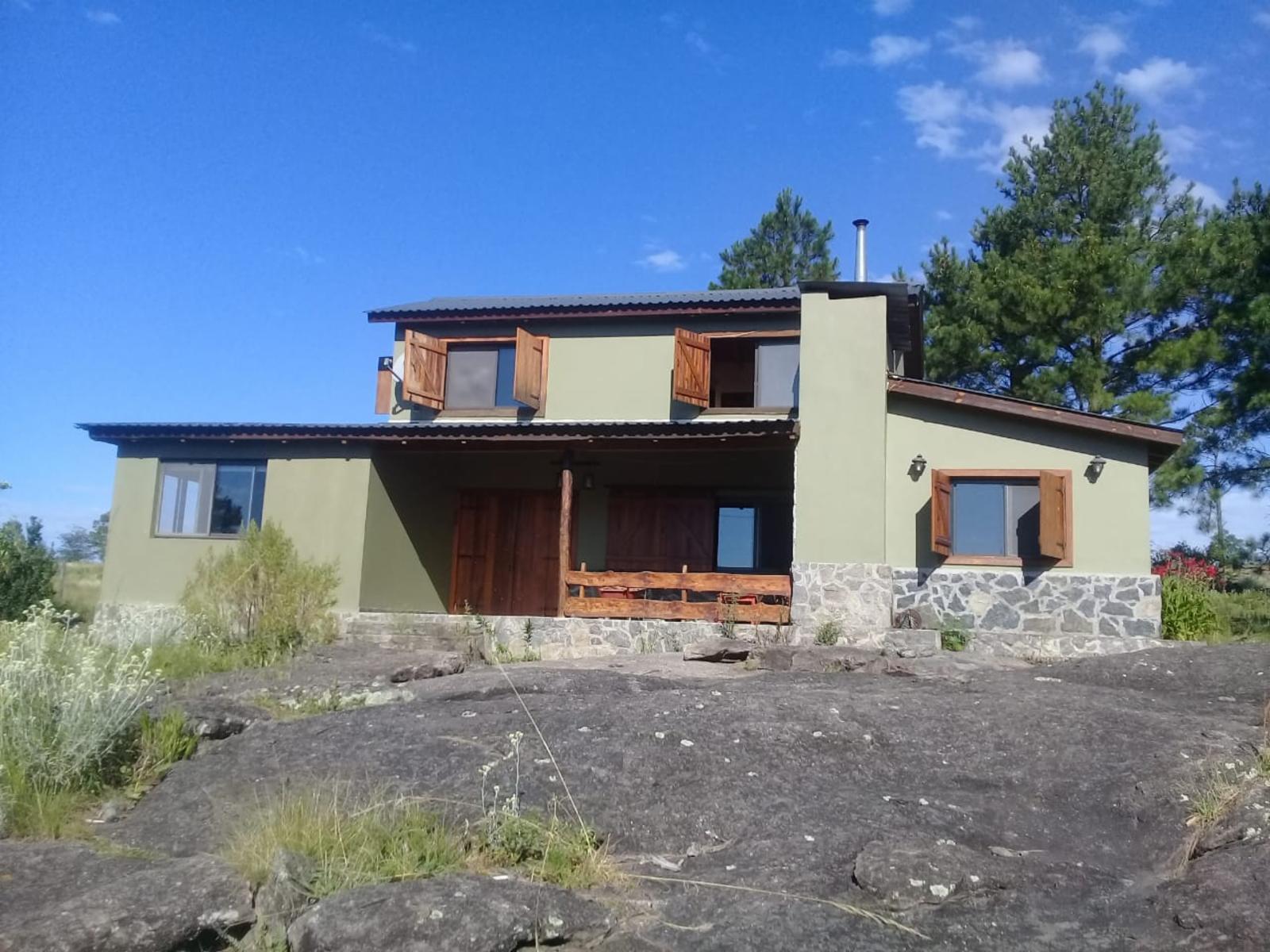 Espectacular Casa de Campo en Villa Yacanto Córdoba. Terreno: 18000 mts2. Hermosas Vistas — foto 2