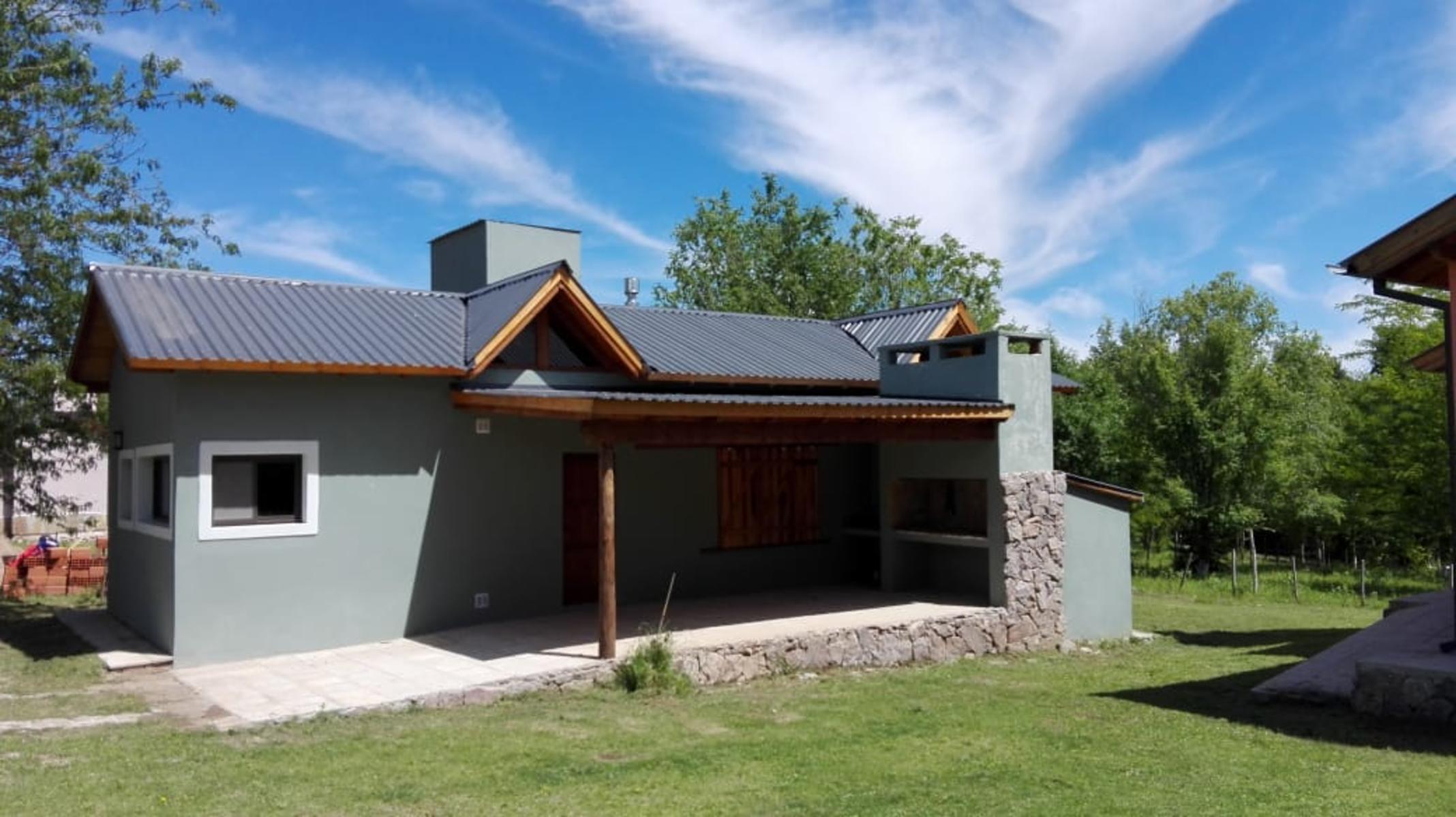Los Reartes. Complejo de tres hermosas casas con espectacular pileta de 10 mts x 4 mts. a 100 mts del Rio — foto 4
