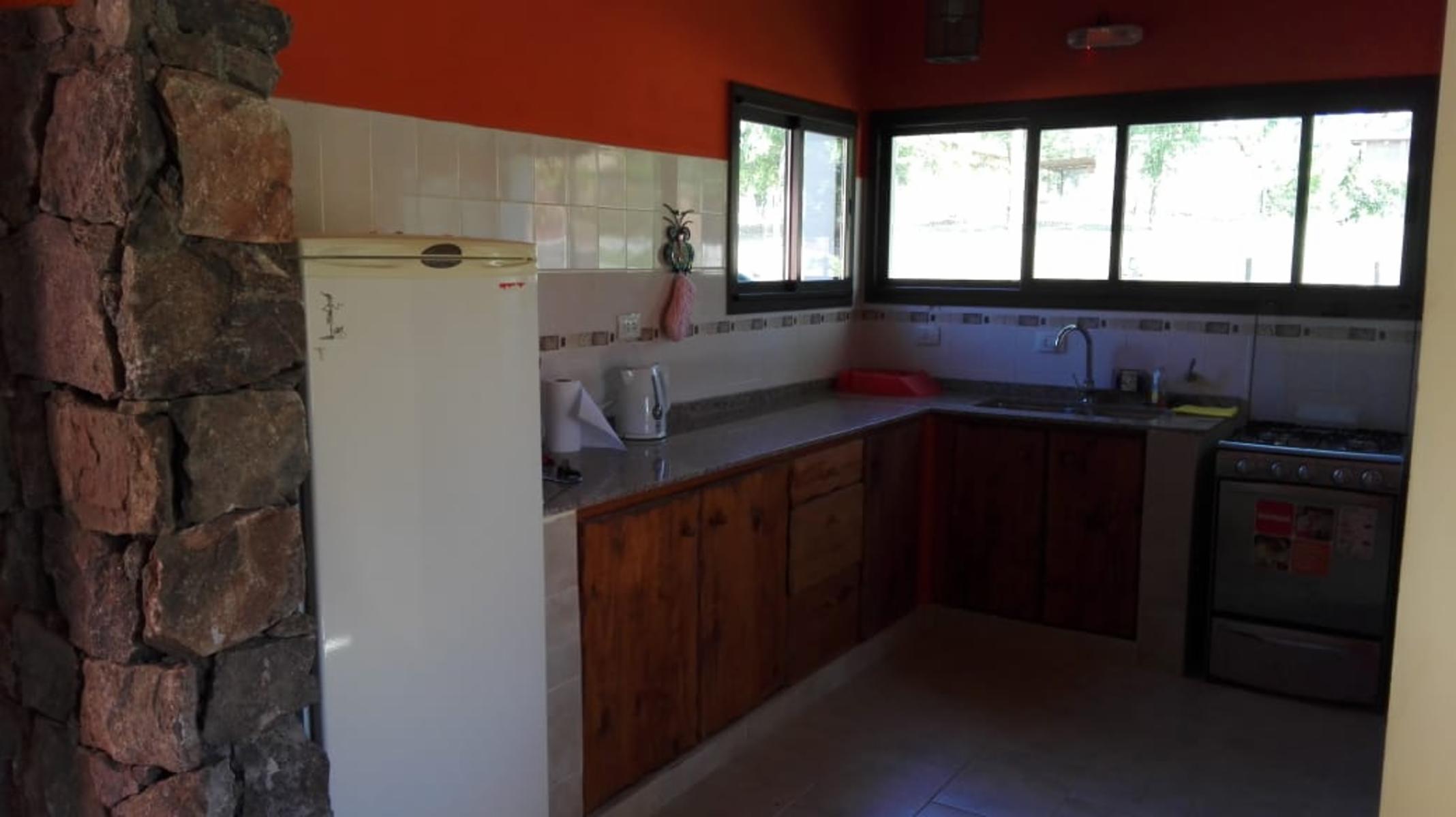Los Reartes. Complejo de tres hermosas casas con espectacular pileta de 10 mts x 4 mts. a 100 mts del Rio — foto 11