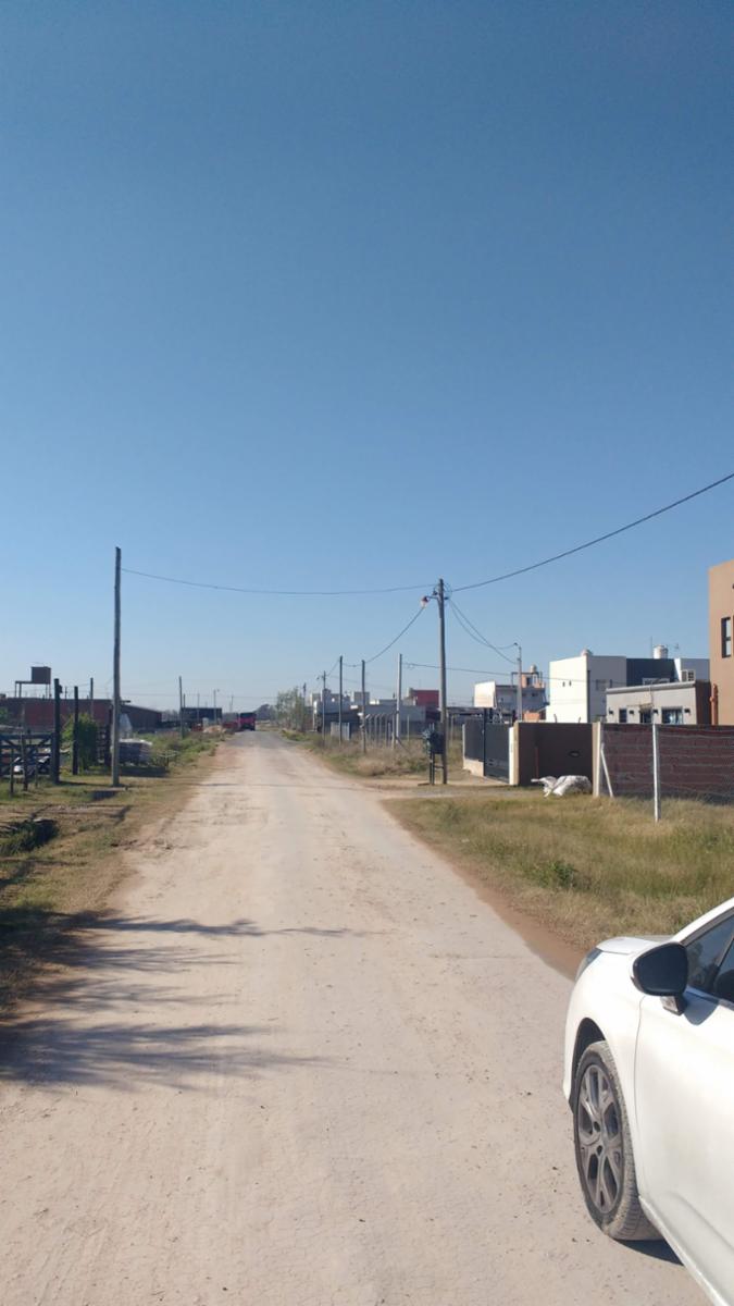 GRAN OPORTUNIDAD Loteo en San Vicente. Zona con alto potencial de desarrollo. A metros del centro cívico. Ideal inversión — foto 10