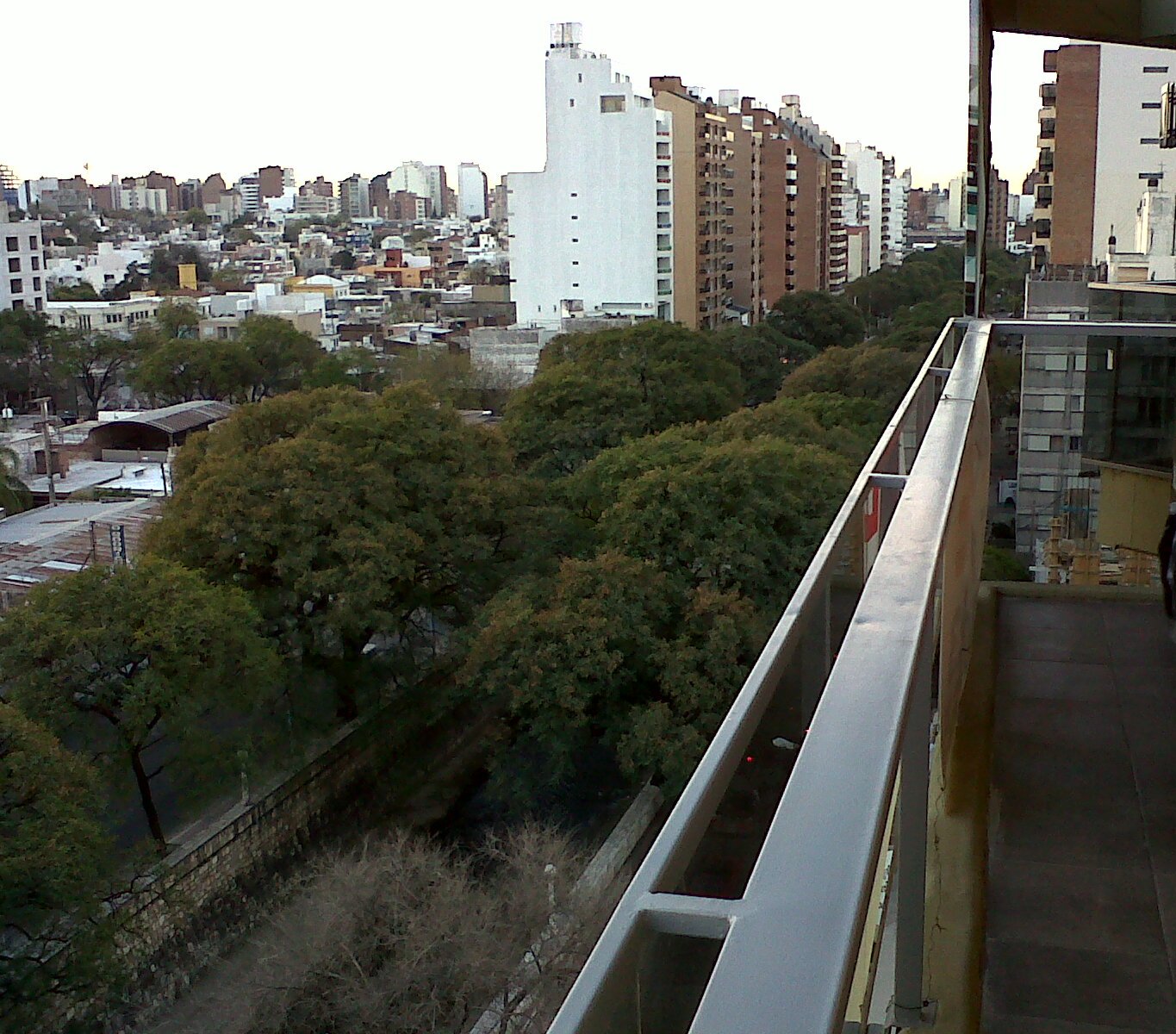 Hermoso depto 1 dorm. Cercano UNC Piso alto vista Cañada — foto 7