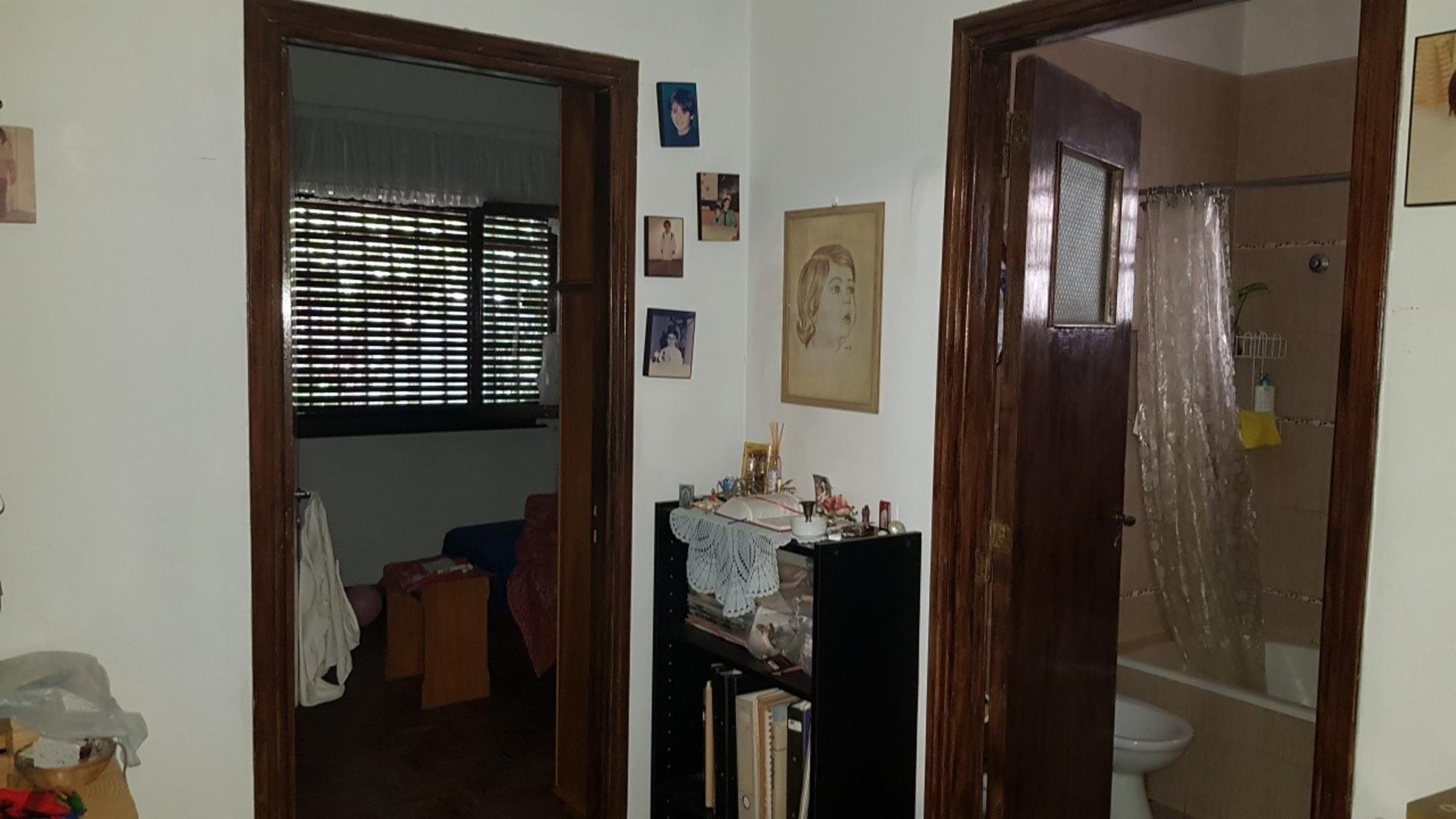 Excelente PH interno con espacio guarda coche y con 3 dormitorios y jardín al fondo. — foto 10