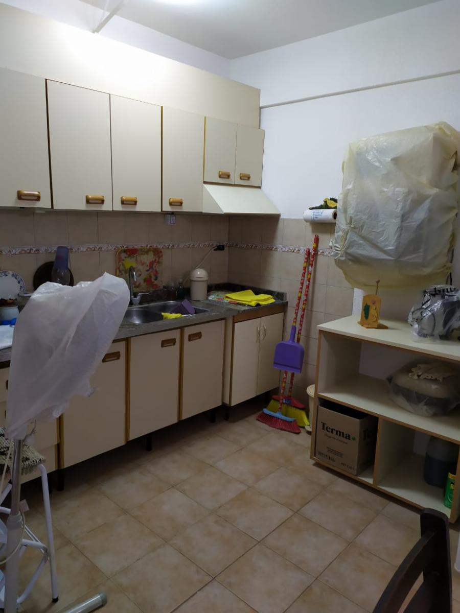 Excelente depto. 2 ambientes en Santa Teresita, Costa Atlántica, zona céntrica, con 2 cocheras y capacidad para 6 personas, totalmente amueblado. — foto 7