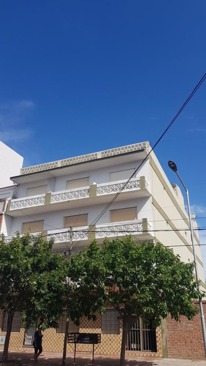 Excelente depto. 2 ambientes en Santa Teresita, Costa Atlántica, zona céntrica, con 2 cocheras y capacidad para 6 personas, totalmente amueblado. — foto 14