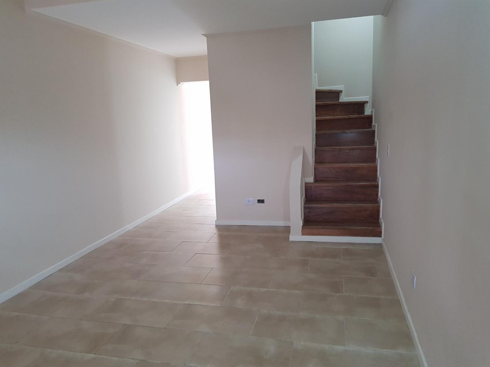 Excelentes 2 Dúplex a estrenar en Haedo Norte, con 2 dormitorios y un amplio play room, 1 baño completo y un Toilette ,patio, lavadero , jardín y cochera .Consulte. — foto 14