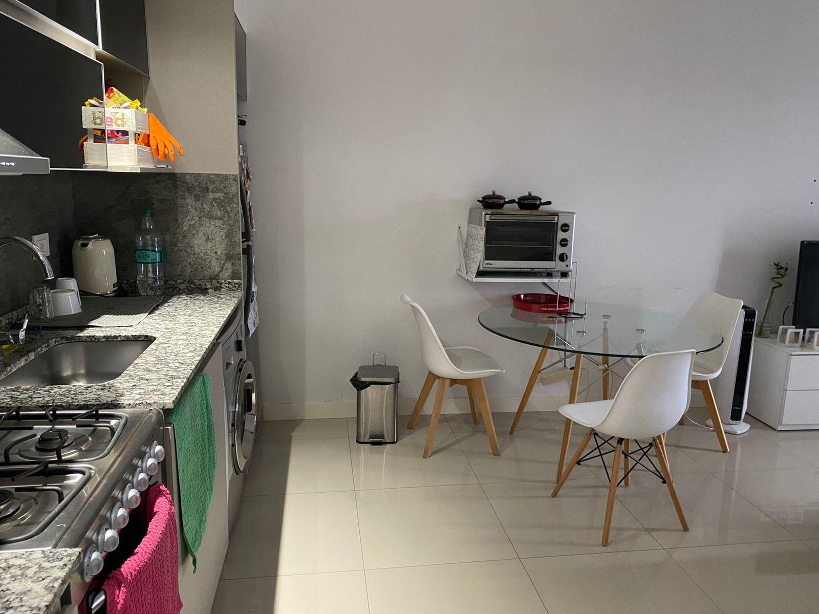 Excelente 2 ambientes con balcon corrido en zona centrica de San Justo, consulte. Oportunidad. — foto 2