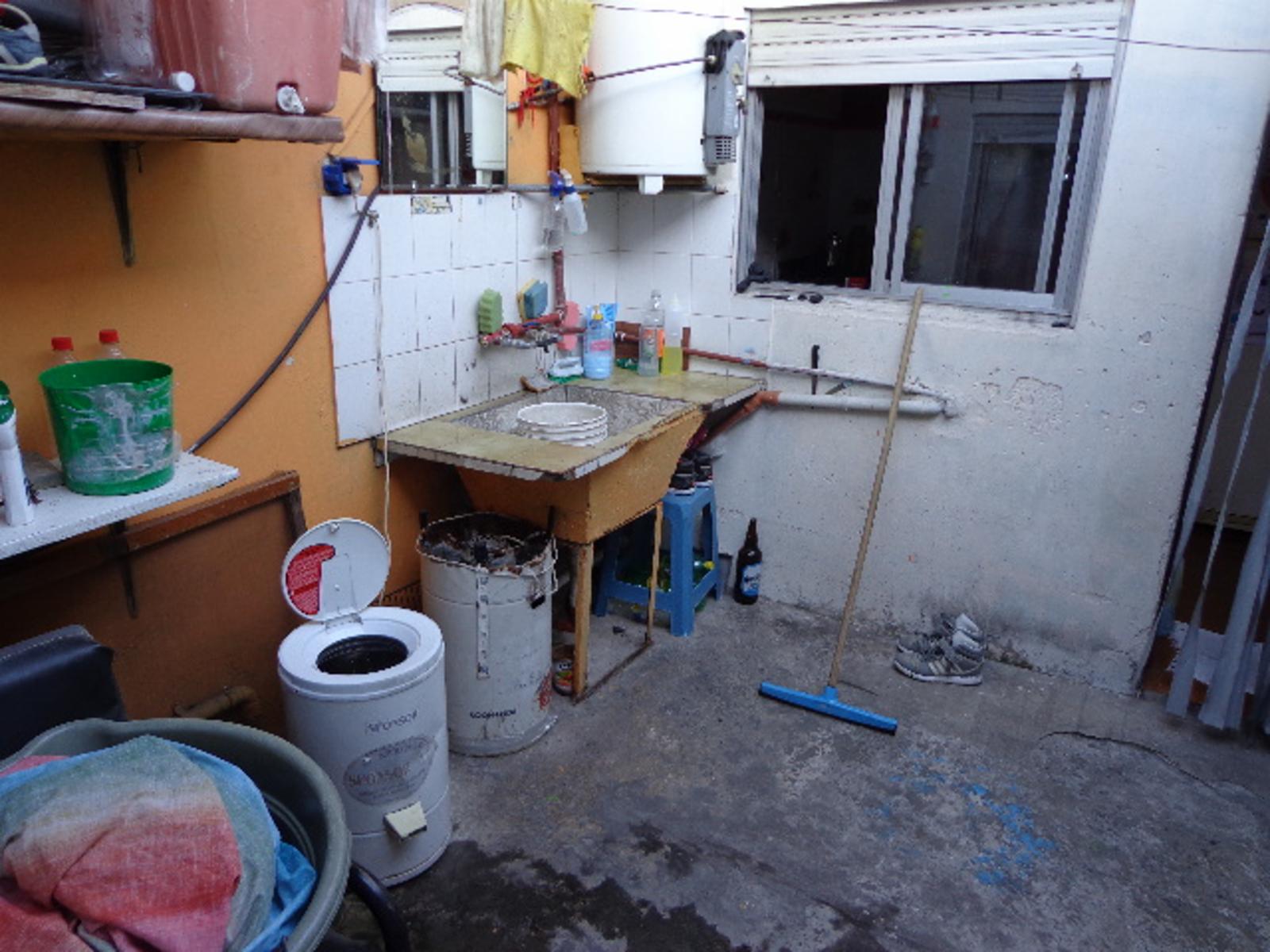 Local con galpón con opción a vivienda, excelente ubicación. — foto 12