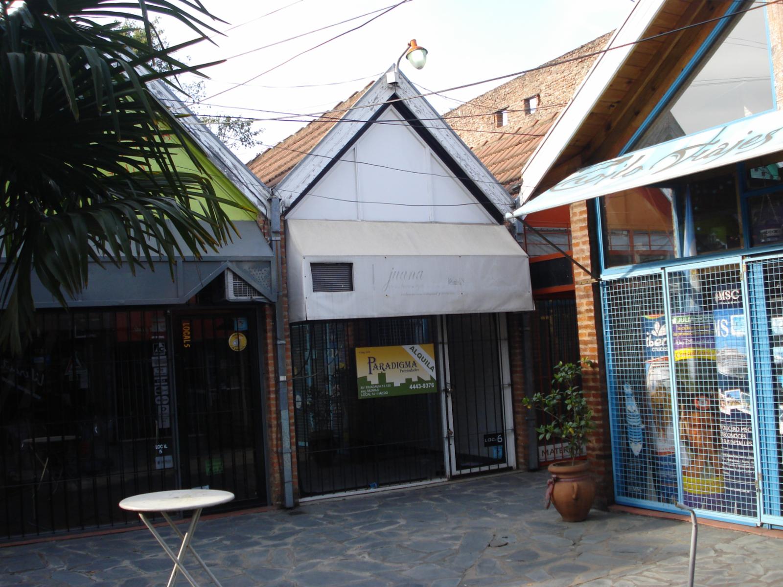 LOCAL COMERCIAL CENTRO HAEDO