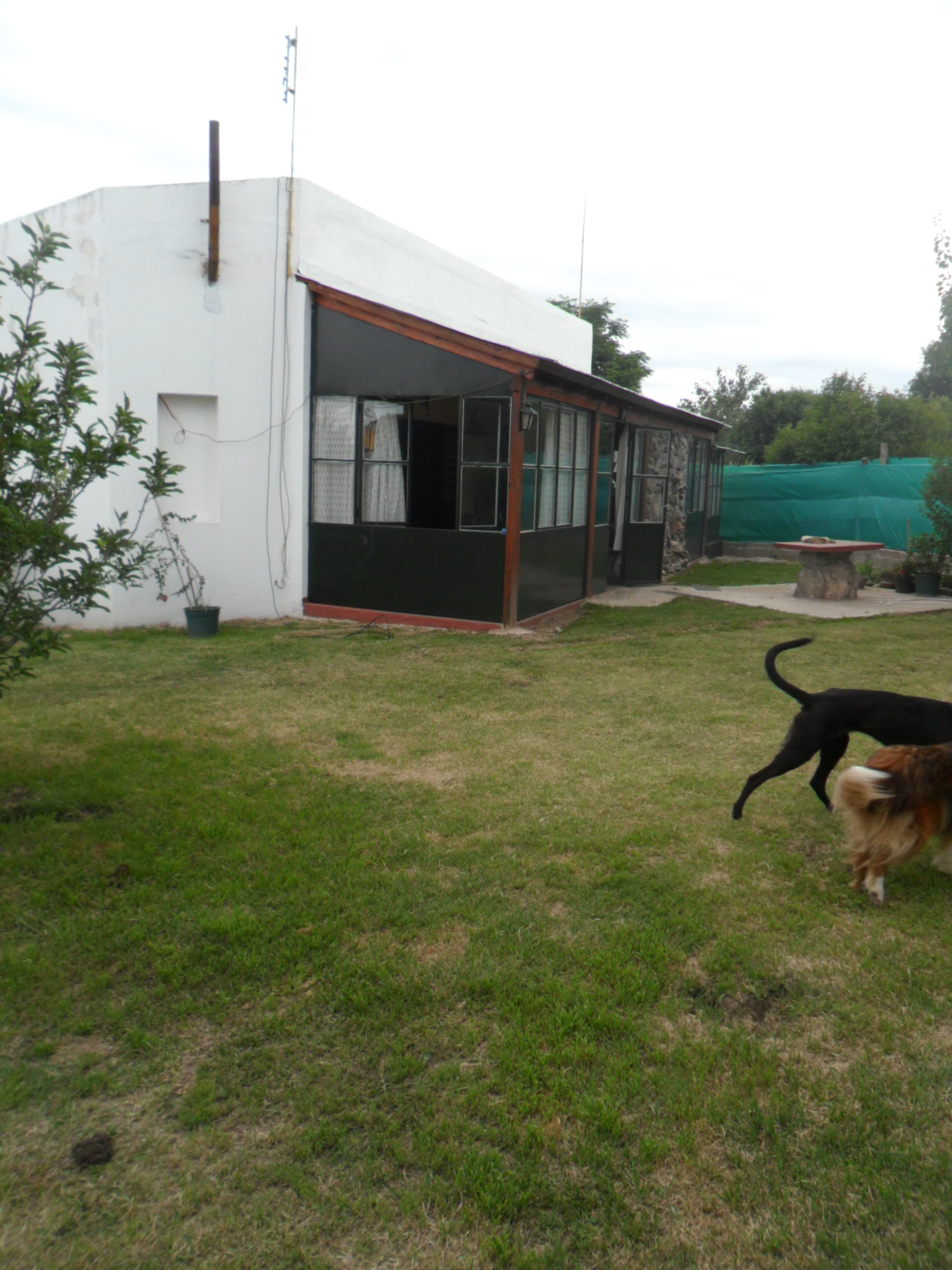 Nºref: 28 CASA EN PARQUE SIQUIMAN - Bº LAS MOJARRAS