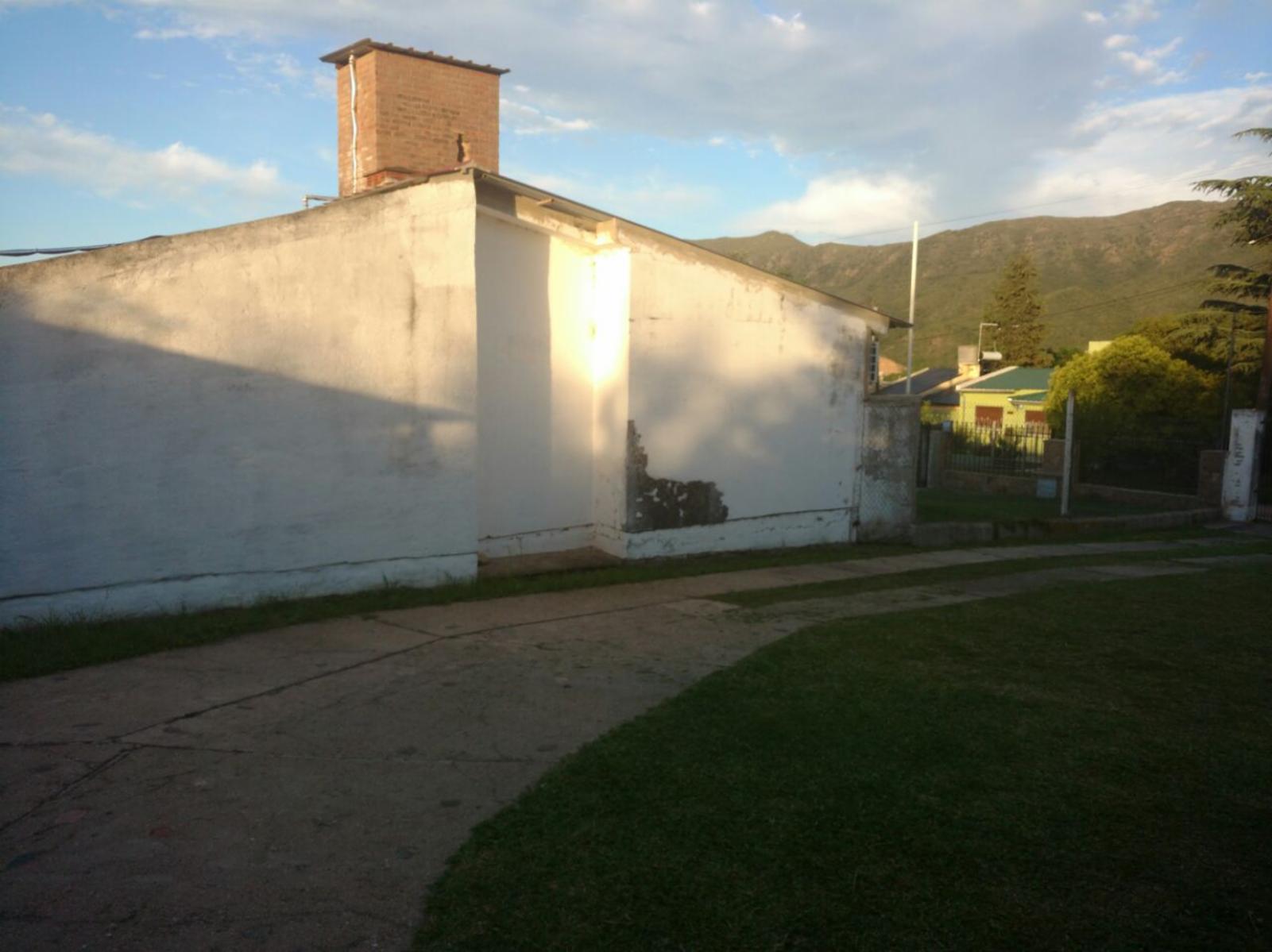 N°ref:731 -HERMOSA PROPIEDAD MAS DEPARTAMENTO Y PISCINA CON INMEJORABLE VISTA A LAS SIERRAS
