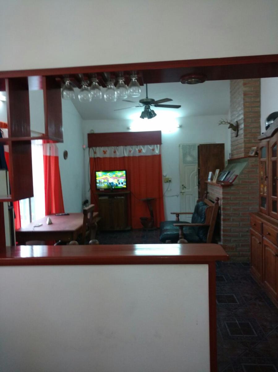 N°ref:731 -HERMOSA PROPIEDAD MAS DEPARTAMENTO Y PISCINA CON INMEJORABLE VISTA A LAS SIERRAS — foto 3
