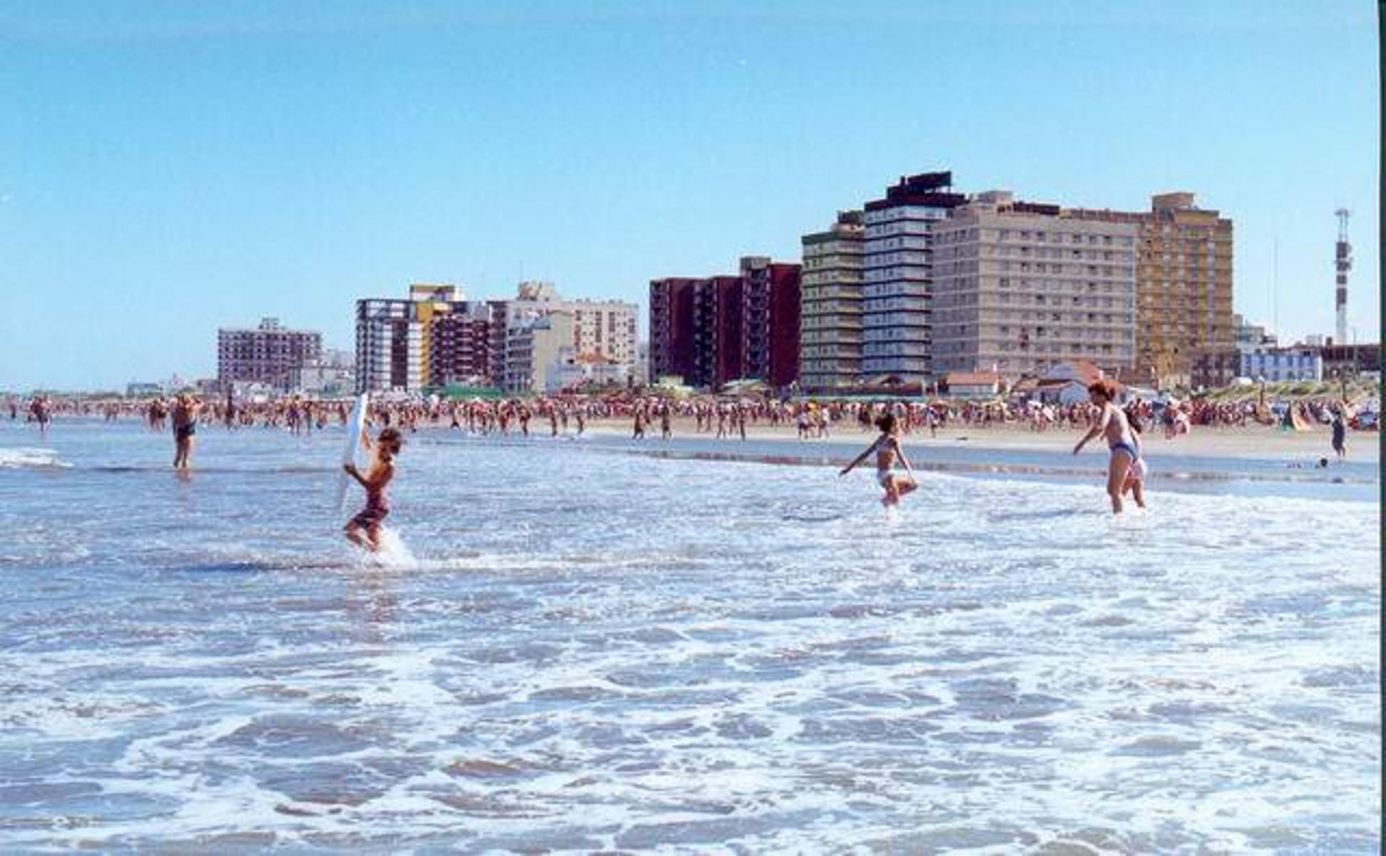Nºref: 695 -Venta de local en Mar de Ajo, Costa Argentina.Con Escritura - 6