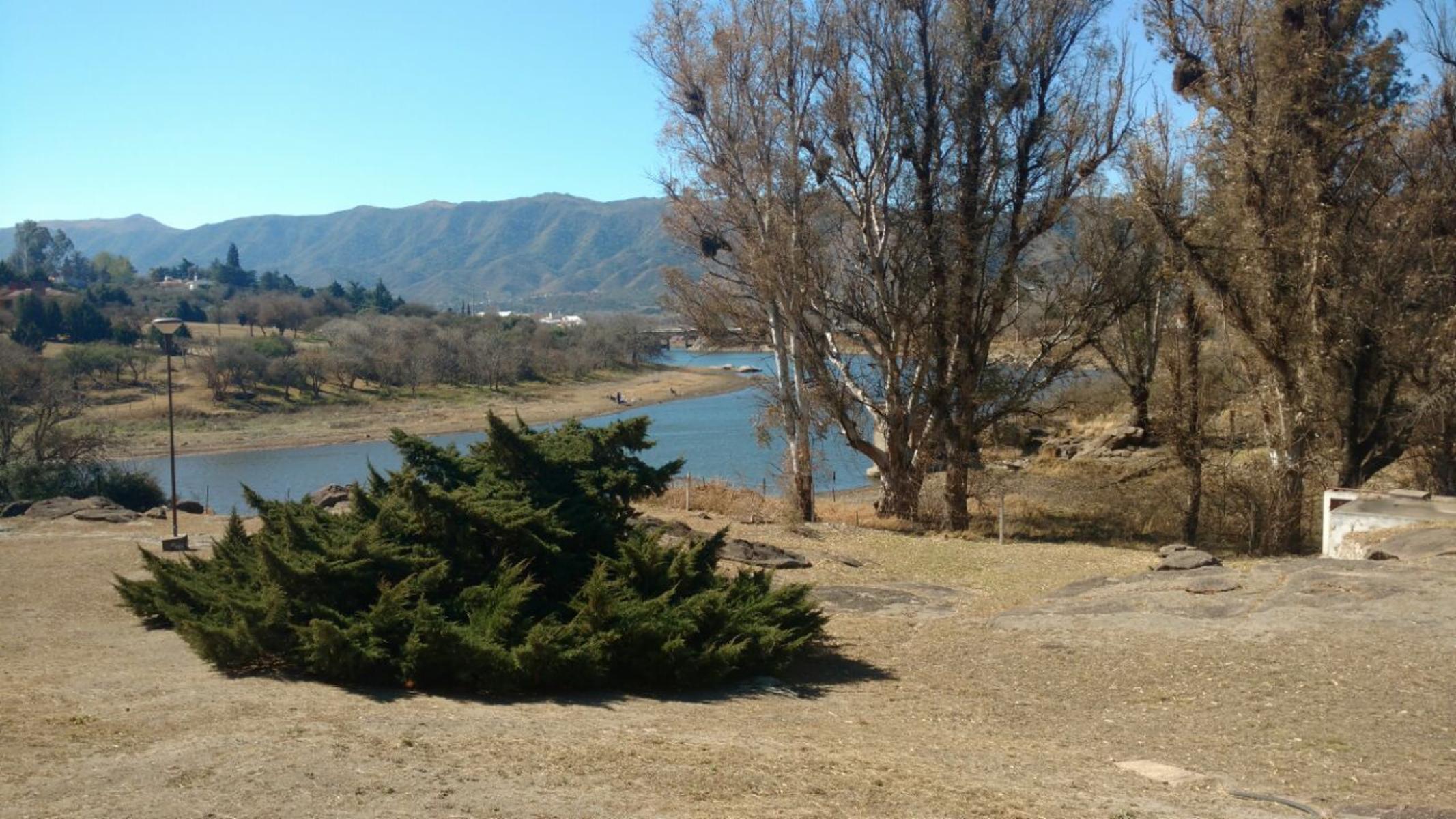 Nºref :820 -Increíble Propiedad en siquiman con terreno de 7000m2 con salida al al rio y vista al lago — foto 5