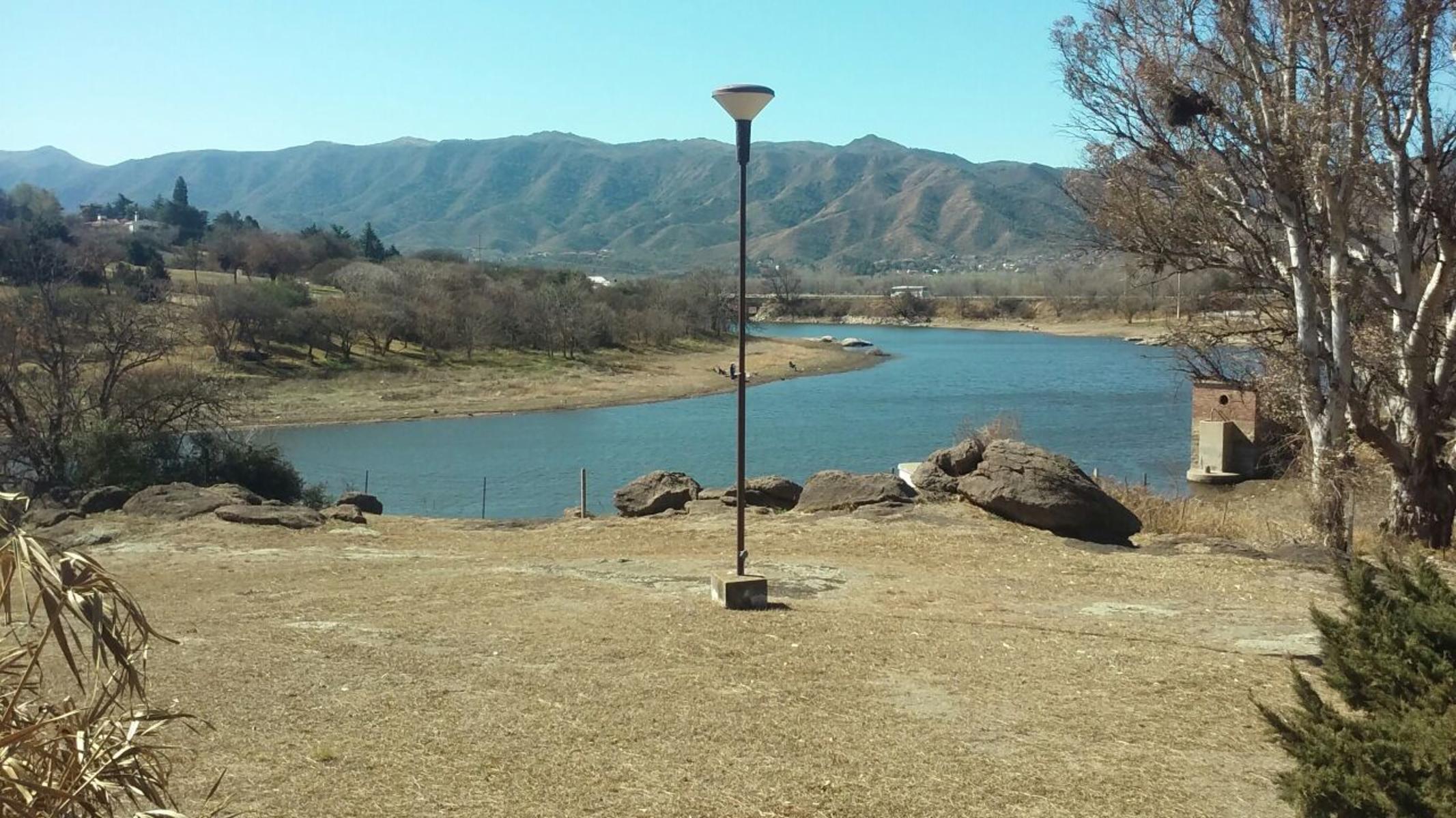 Nºref :820 -Increíble Propiedad en siquiman con terreno de 7000m2 con salida al al rio y vista al lago — foto 12