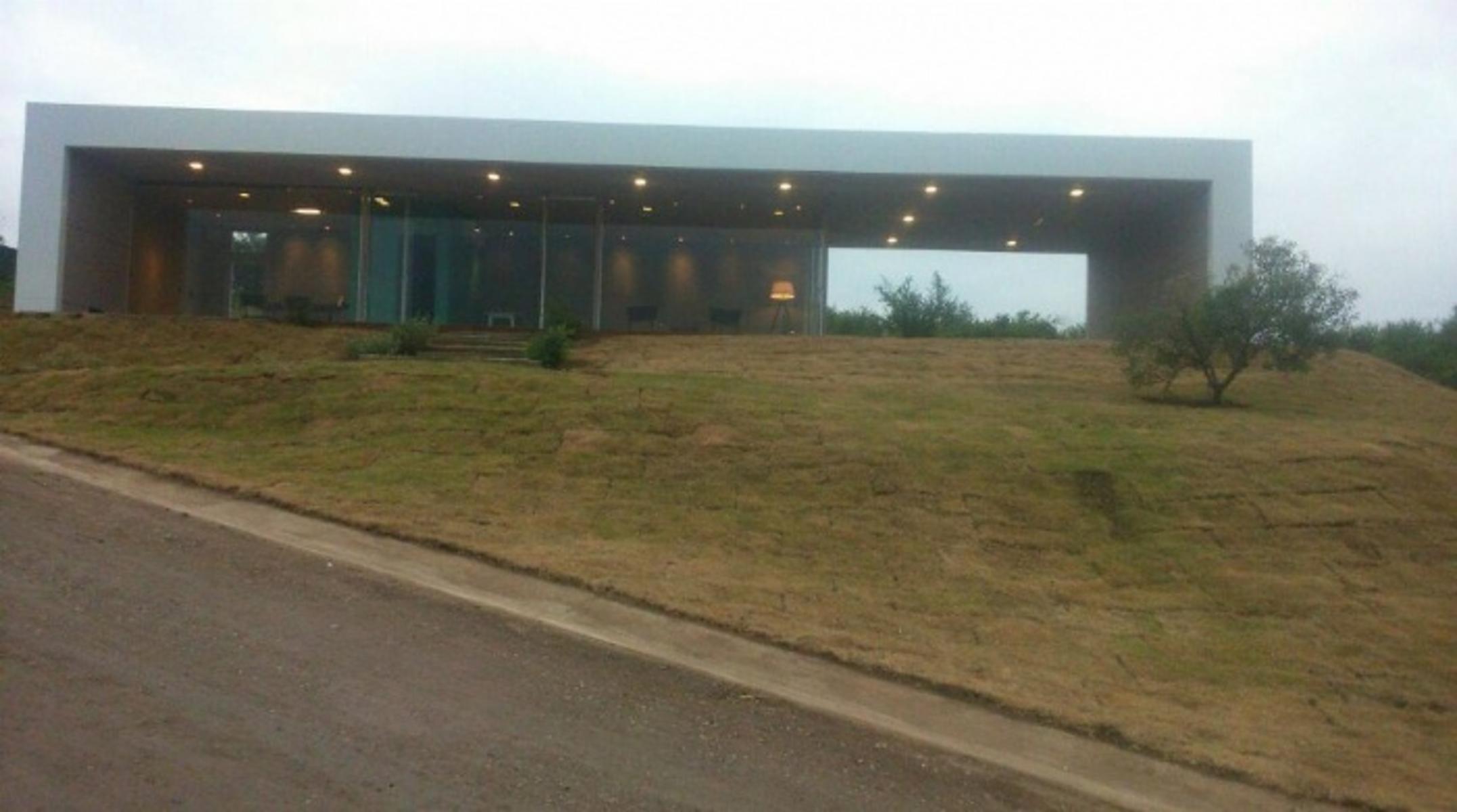 Nºref: 831 -Hermoso terreno en Bº Venturia Pueble Serrano (Bº Cerrado) 16 cuadras del centro — foto 2