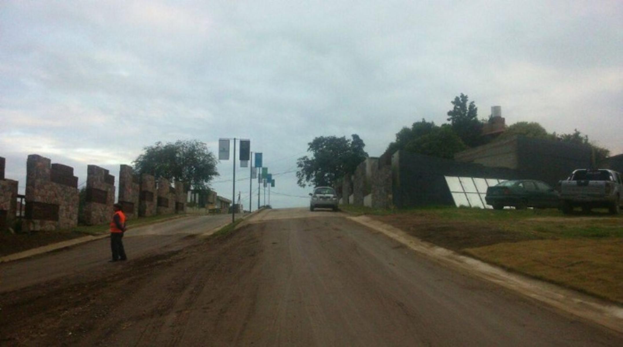Nºref: 831 -Hermoso terreno en Bº Venturia Pueble Serrano (Bº Cerrado) 16 cuadras del centro — foto 3