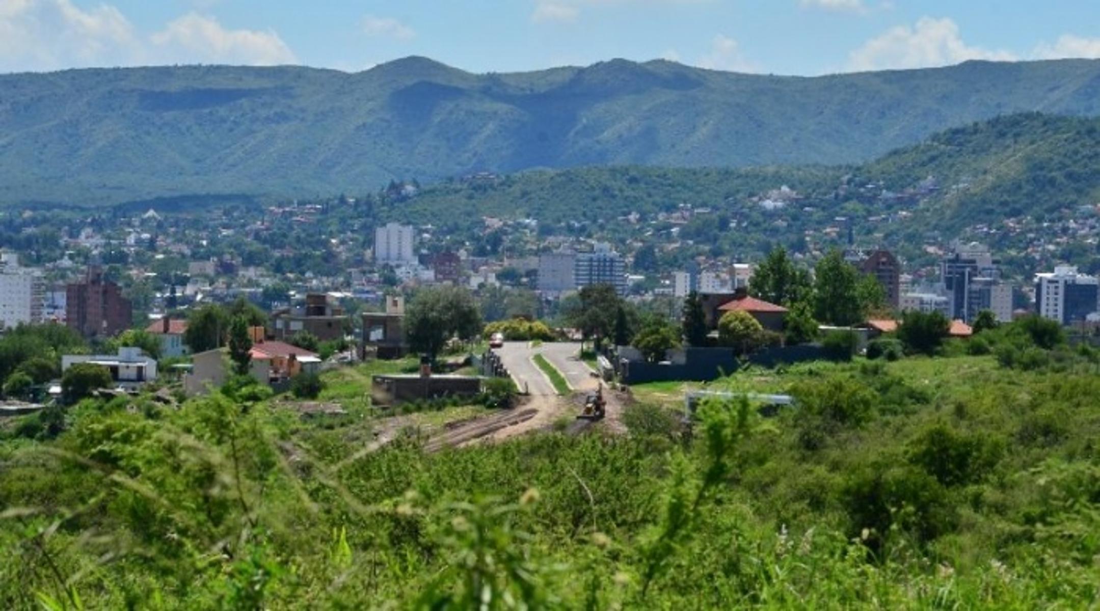 Nºref: 831 -Hermoso terreno en Bº Venturia Pueble Serrano (Bº Cerrado) 16 cuadras del centro — foto 9