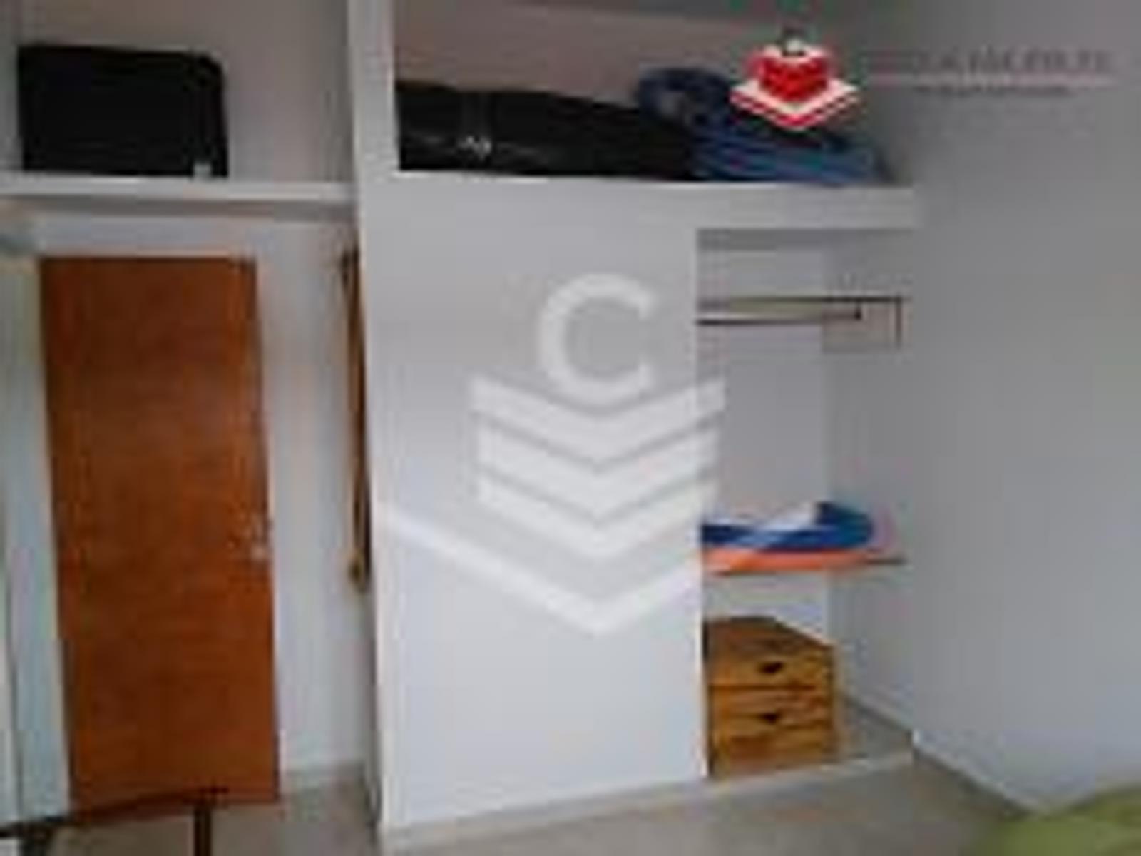 Nºref 911 -Hermosa Casa con pileta a 100 mtrs aprox del Rio Mallin en P.Siquiman — foto 6