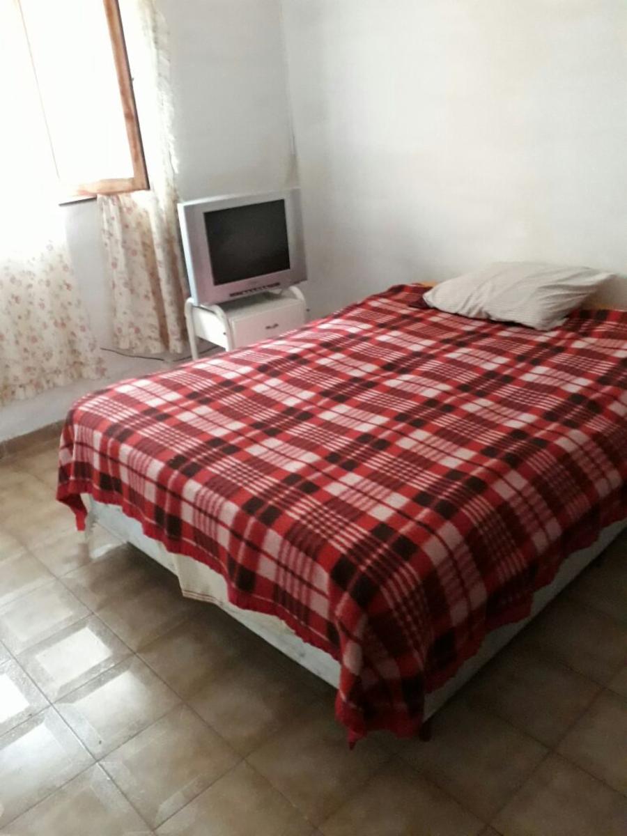 Nºref: 948 -Casa apta crédito Hipotecario en Bialet Masse a 300 mtr aprox de R-3 — foto 8