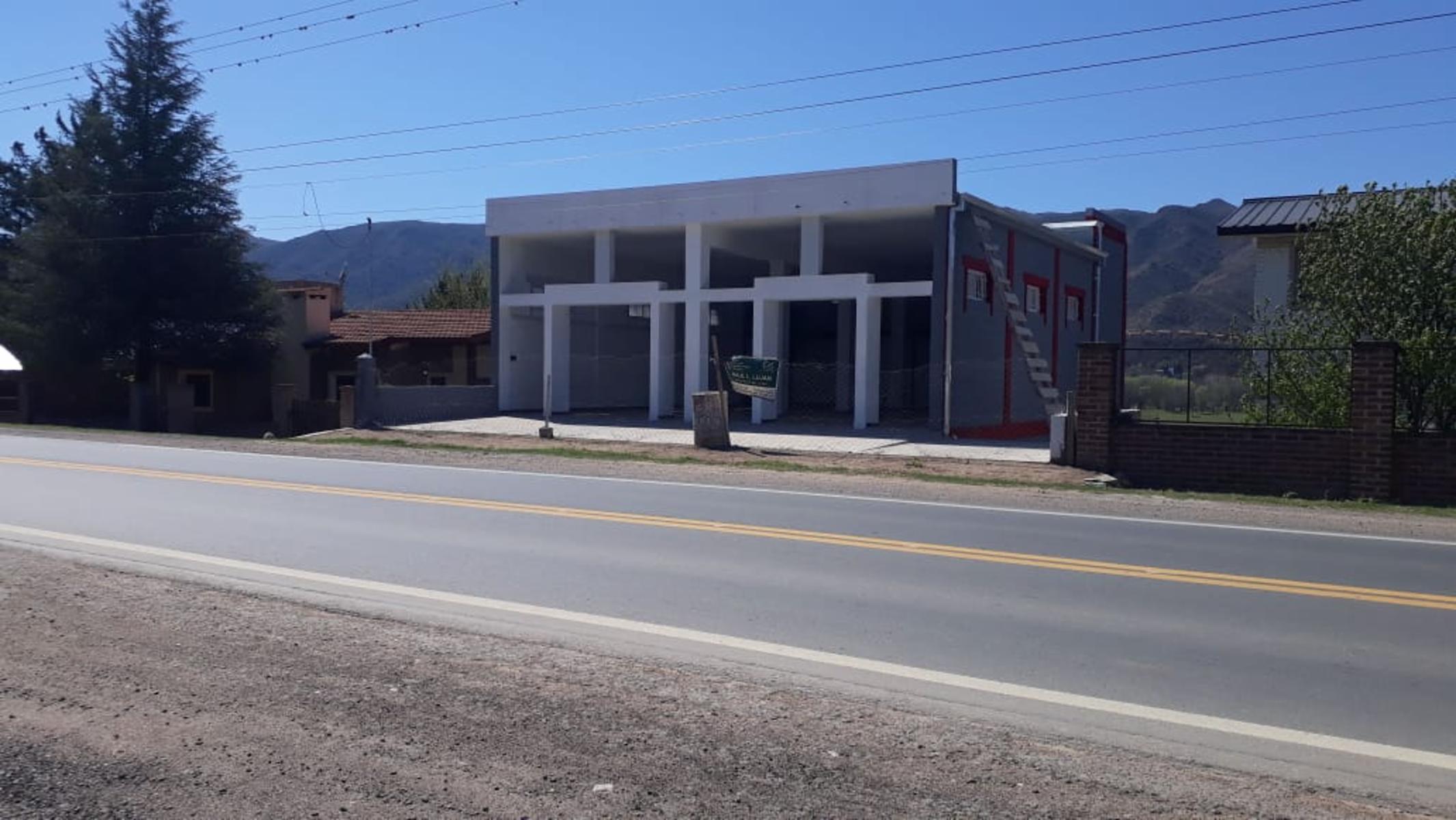 Nºref: 1009 Alquiler de Local a estrenar sobre R-38 en Bialet Masse - 1